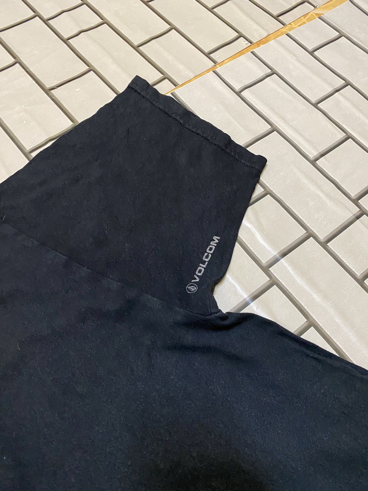 Designer × Volcom T-shirt VOLCOM Size US M / EU 48-50 / 2 - 8 Thumbnail