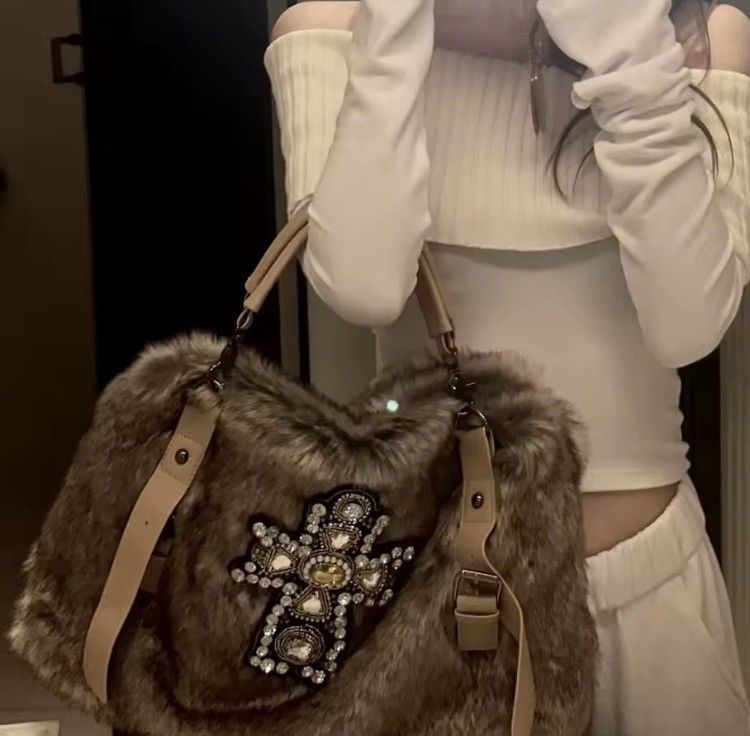 Other Y2K Fur Rhinestone Cross Chain Tote Bag Size ONE SIZE - 4 Thumbnail