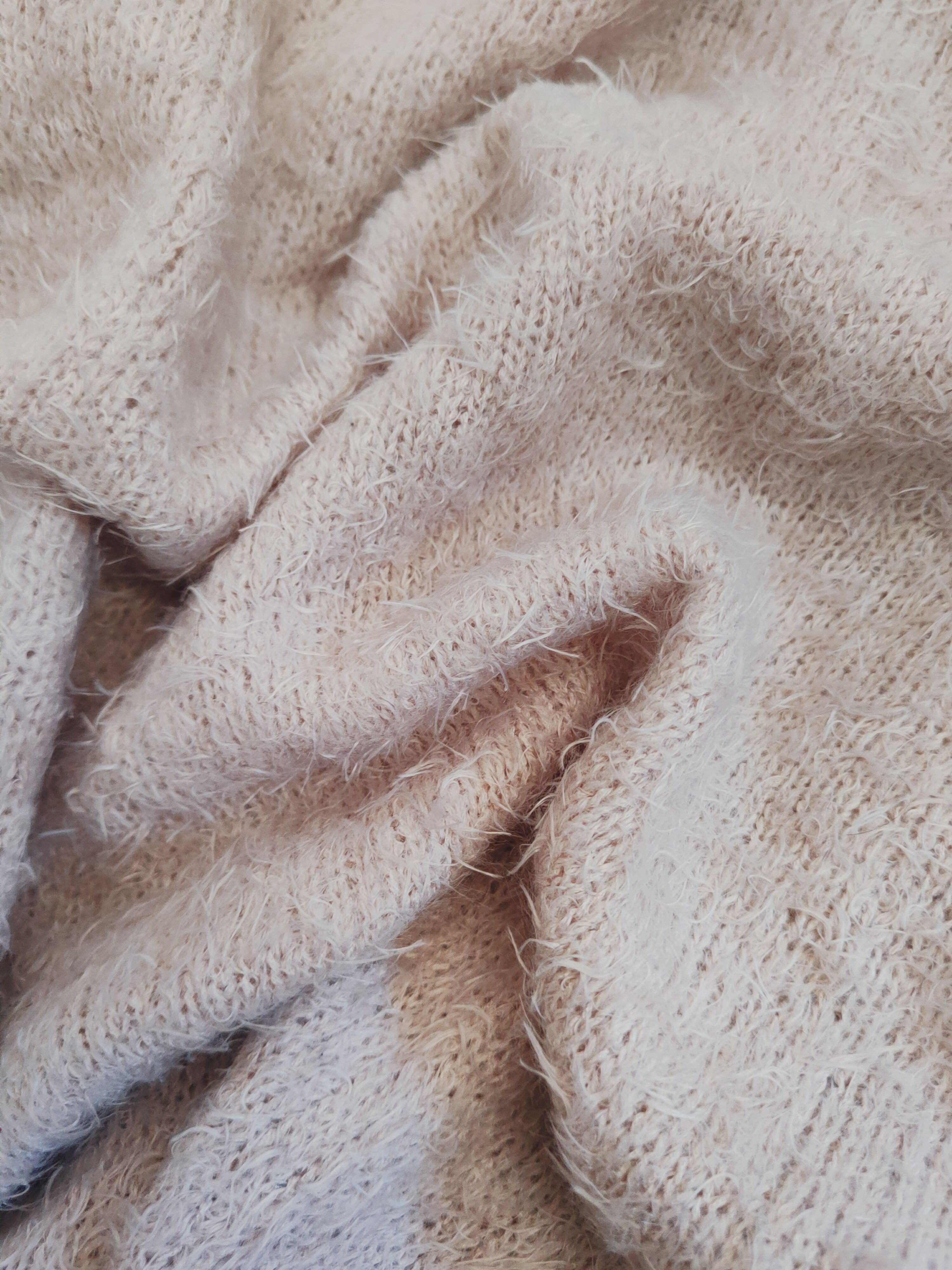 Japanese Brand DL As know as Soft Pink Fur Mohair Knitwear #46-448 Size L / US 10 / IT 46 - 11 Thumbnail