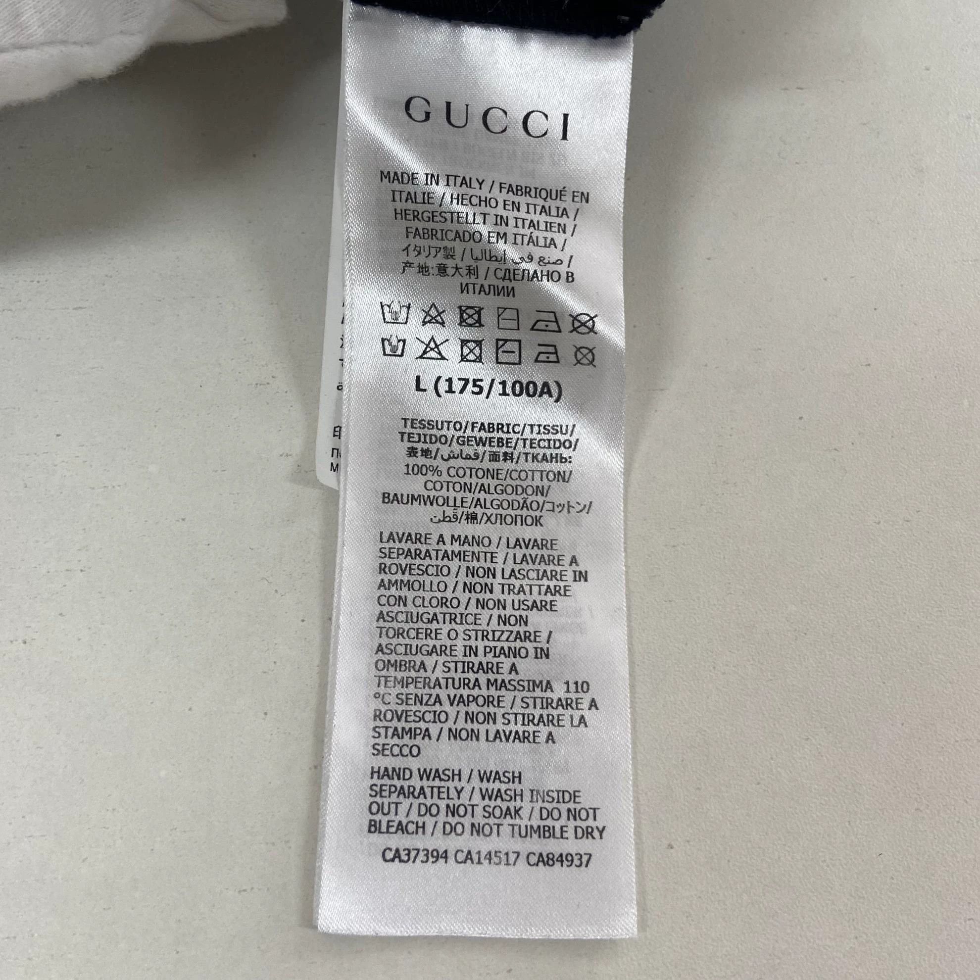 Gucci Gucci Black Letter Print T - shirt L Size US L / EU 52-54 / 3 - 8 Thumbnail