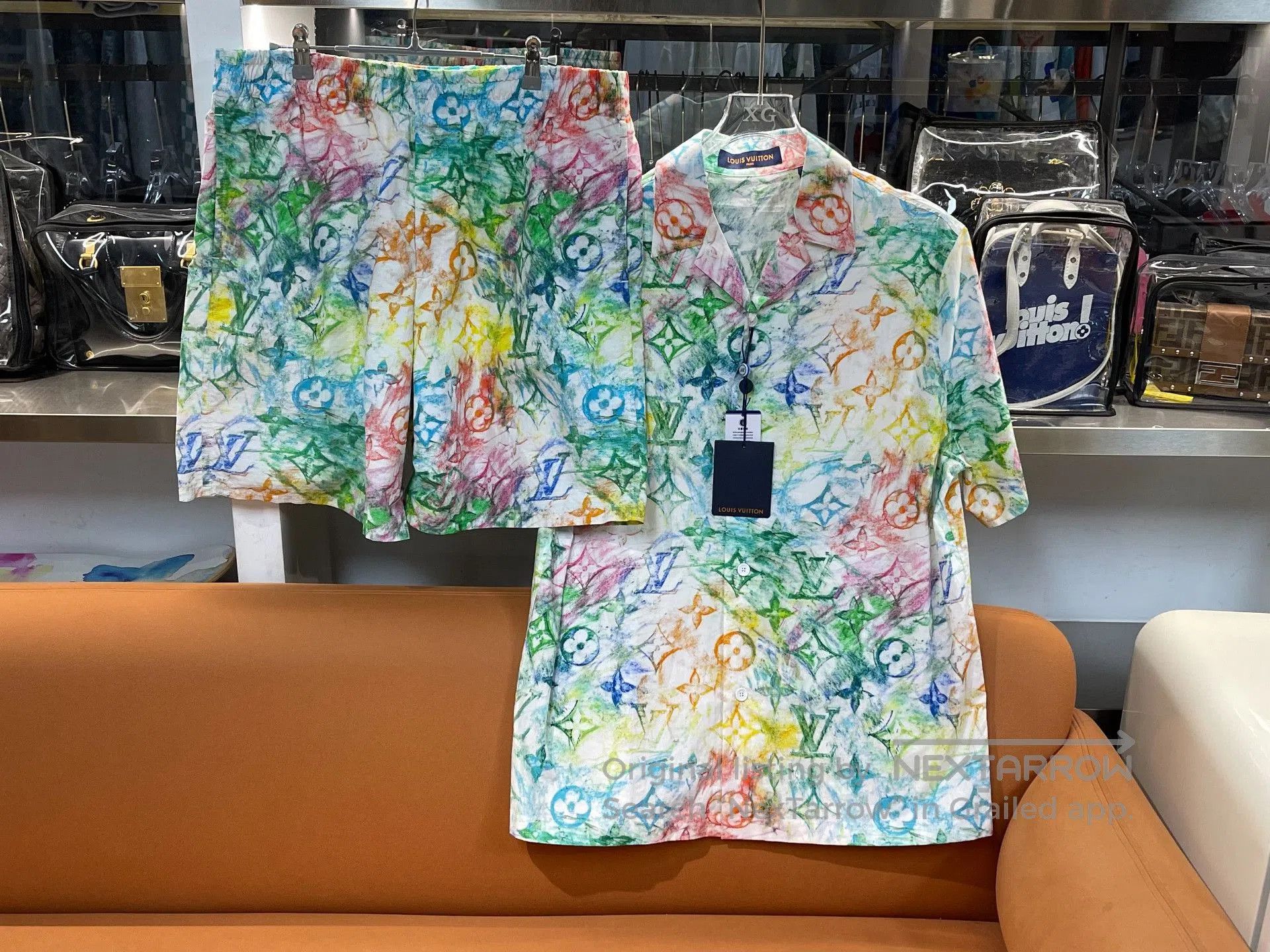 Louis Vuitton Louis Vuitton Men's All. Size US L / EU 52-54 / 3 - 1 Thumbnail