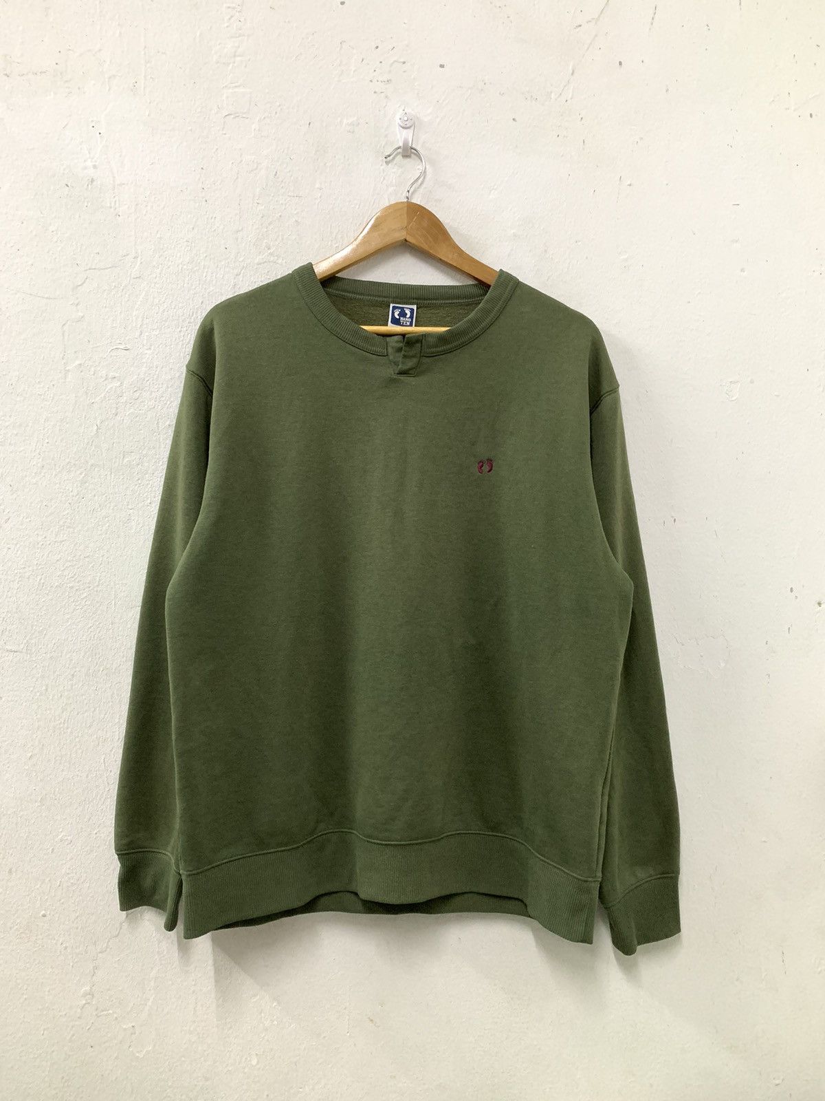 Hang Ten Faded Sweatshirt