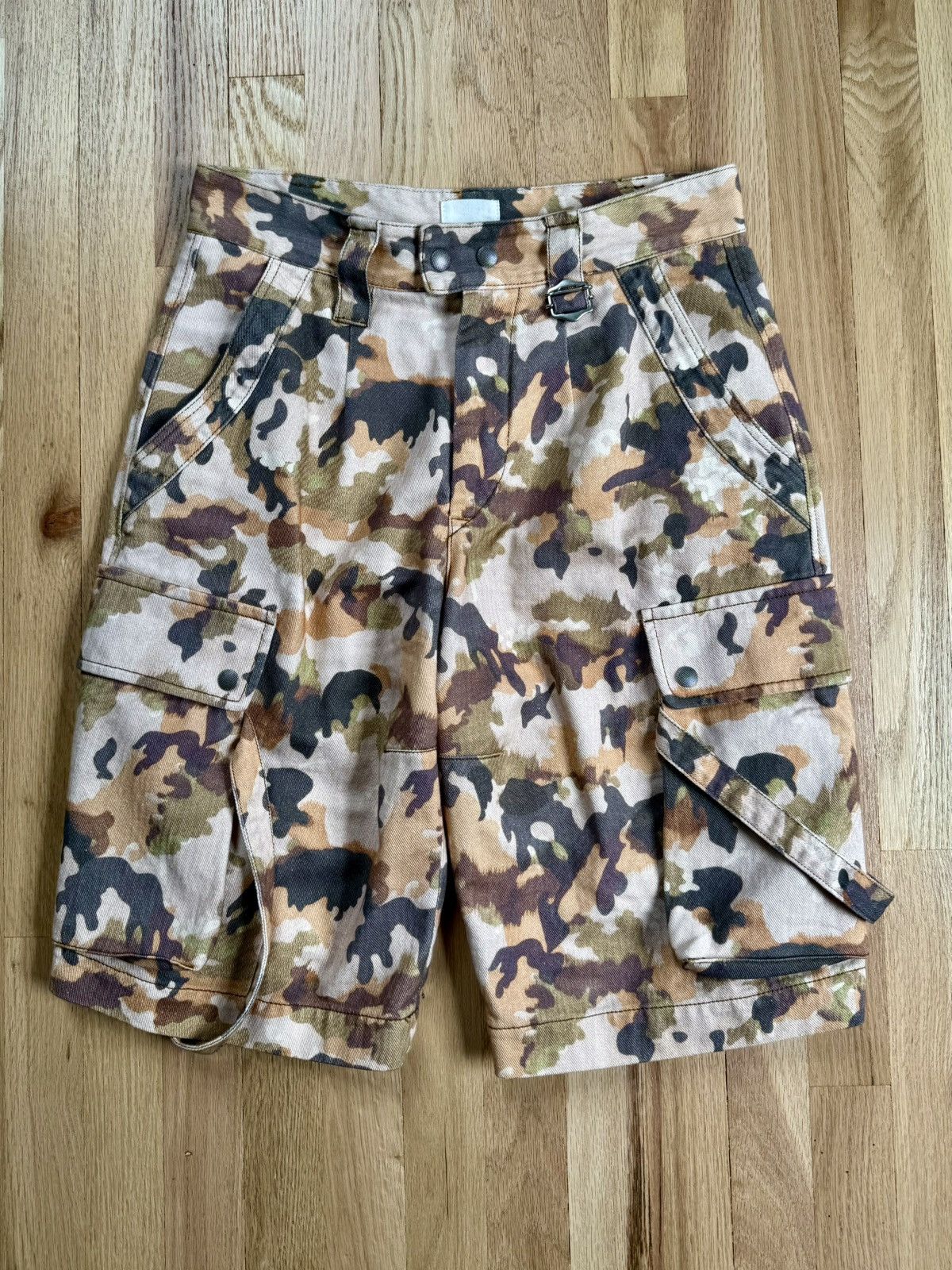 Isabel Marant Isabel Marant Camo Cargo Shorts Size US 38 / EU 54 - 1 Thumbnail