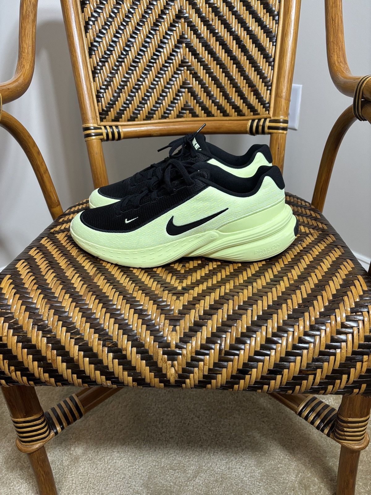Nike Nike Uplift SC Barely Volt IB2765-005 Size 11.5 Size US 11.5 / EU 44-45 - 1 Thumbnail