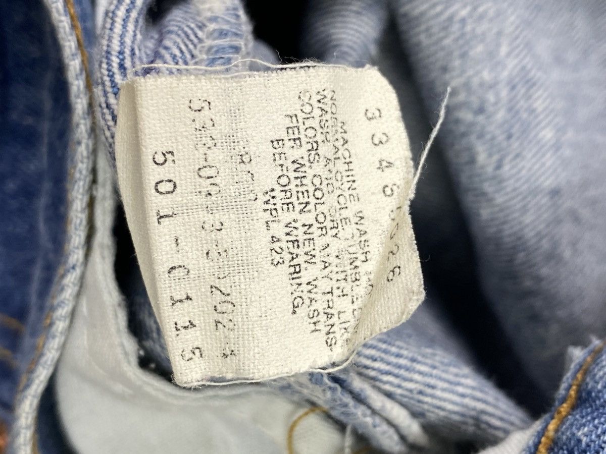 Jean × Levi's × Vintage size 32x29 vintage 90s levis 501 blue wash jeans pant Size US 32 / EU 48 - 7 Thumbnail