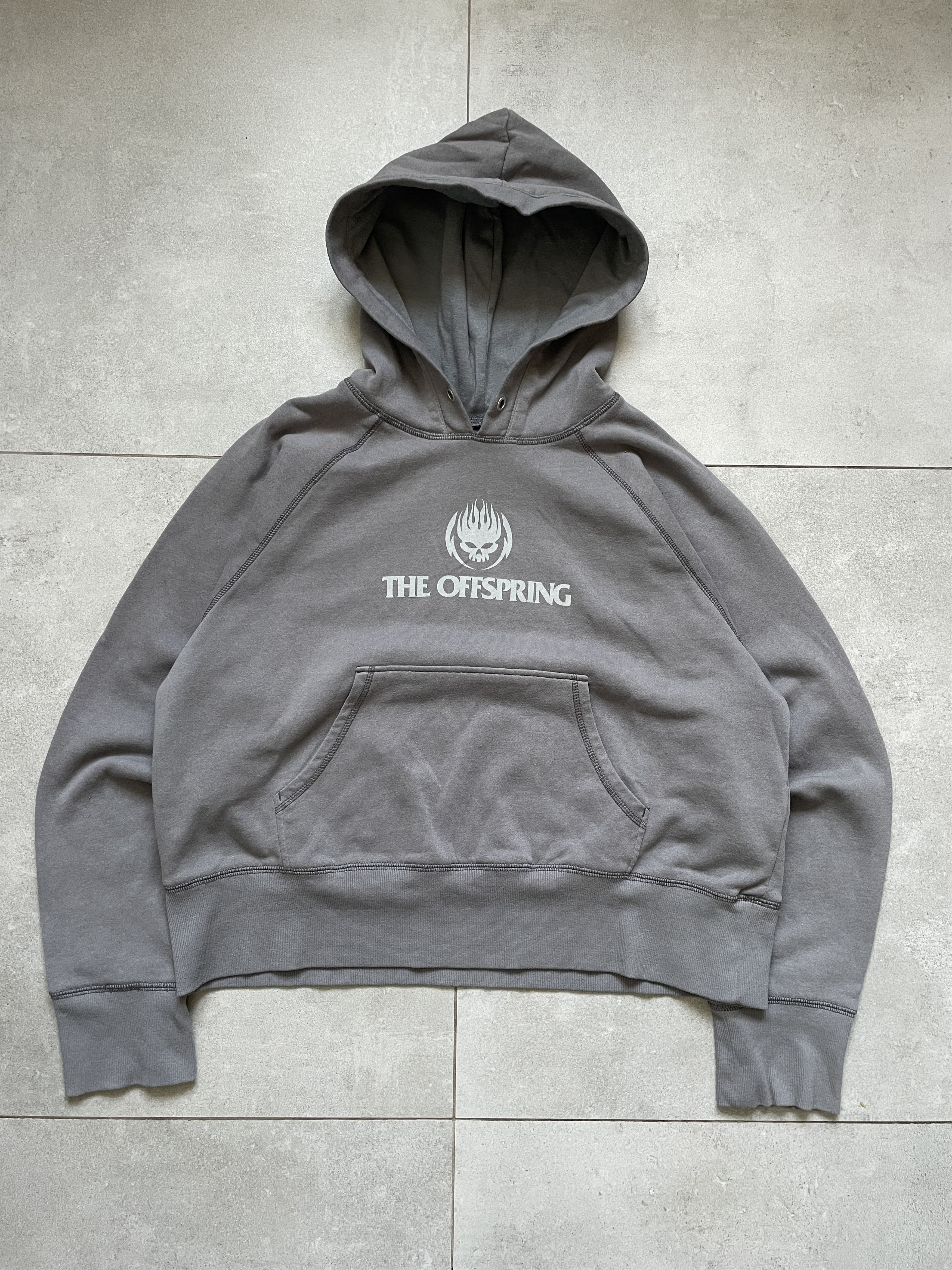 Band Tees THE OFFSPRING GRAY BOXY CROPPED BAND PUNK ROCK GRUNGE HOODIE Size US M / EU 48-50 / 2 - 1 Thumbnail