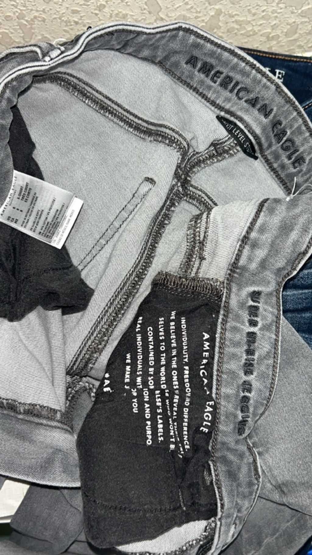 American Eagle Outfitters Women's American Eagle Gray Distressed Skinny Jeans Size 8 Size 30" / US 8 / IT 44 - 5 Thumbnail