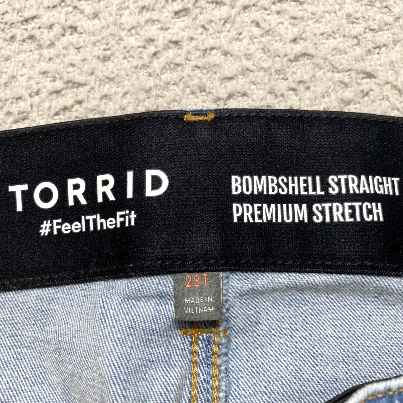 Torrid Torrid Jeans City High Rise Straight 28 Tall Blue Denim 5-Pocket Plus Size Adults Womens Jeans Medium Wash Size 28" / US 6 / IT 42 - 3 Thumbnail