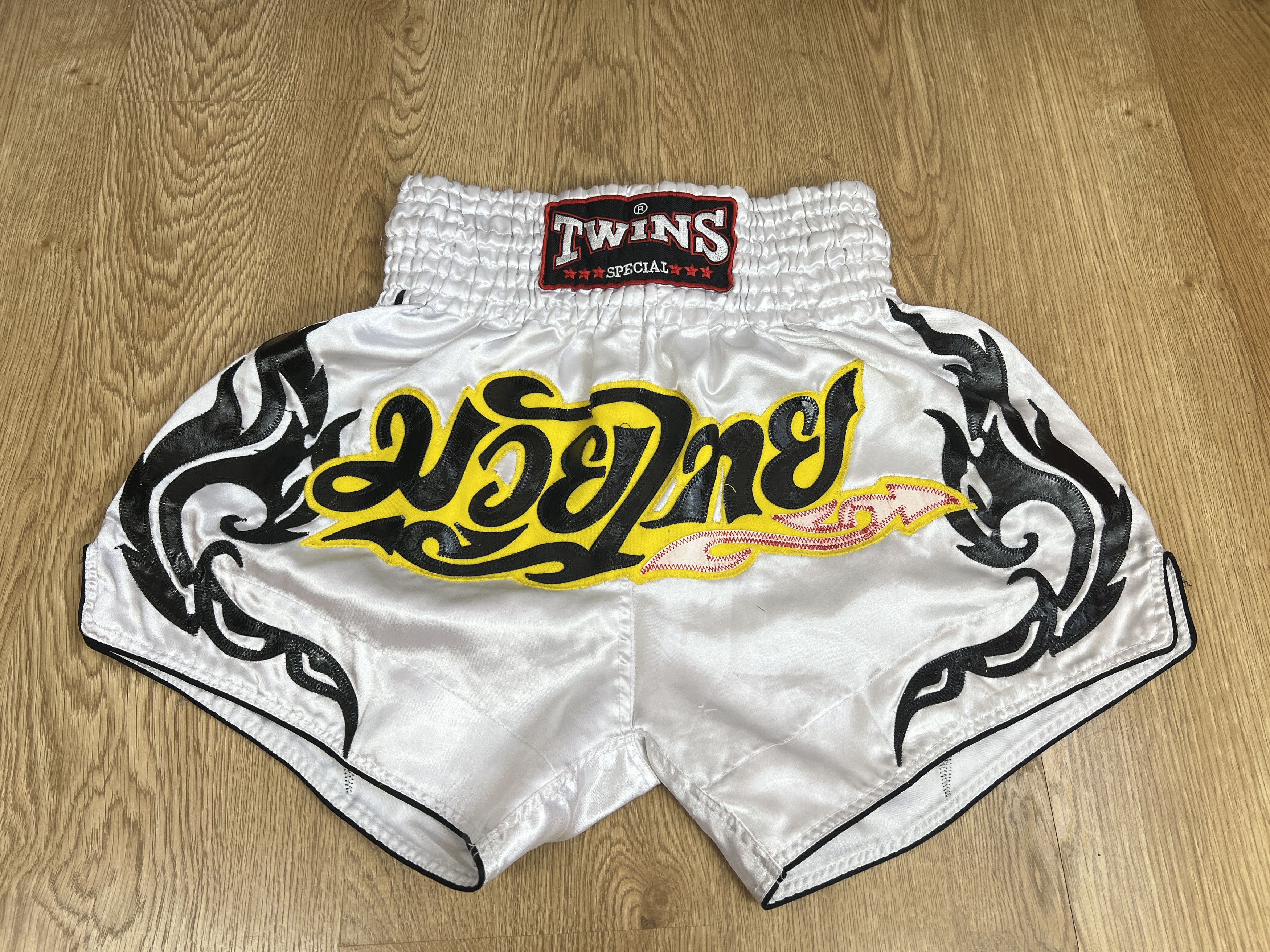 Vintage VINTAGE MUAY THAI BOXING TWINS SHORTS Size US 30 / EU 46 - 2 Thumbnail