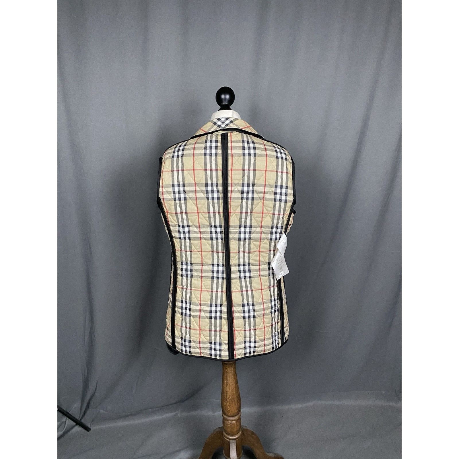 Burberry Burberry Nova Check Lining Women's Black Quilted Jacket Size Size S / US 4 / IT 40 - 12 Thumbnail