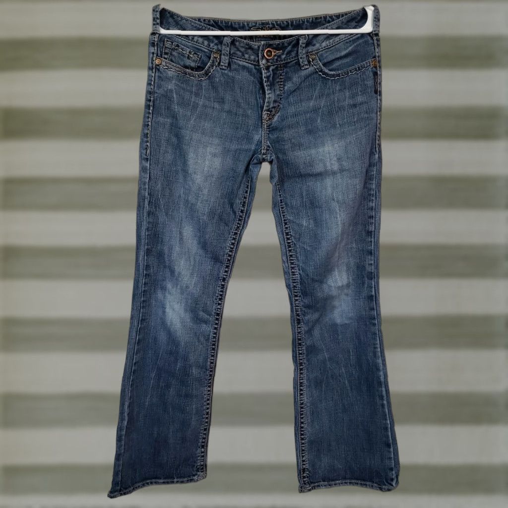 Vintage **Women's Silver Aiko Bootcut Denim Blue Jeans Size 30 x 31** User: **Vintage Women's Silver Aiko Bootcut Denim Blue Jeans Size 30 x 31** Size 30" / US 8 / IT 44 - 1 Thumbnail