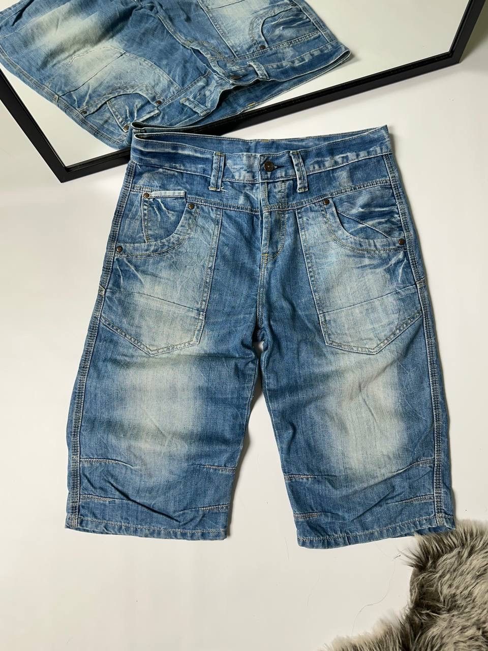 Diesel × Jean × Vintage 🔥90’s Vintage Made in Italy Diesel Jeans Short Size US 32 / EU 48 - 1 Thumbnail