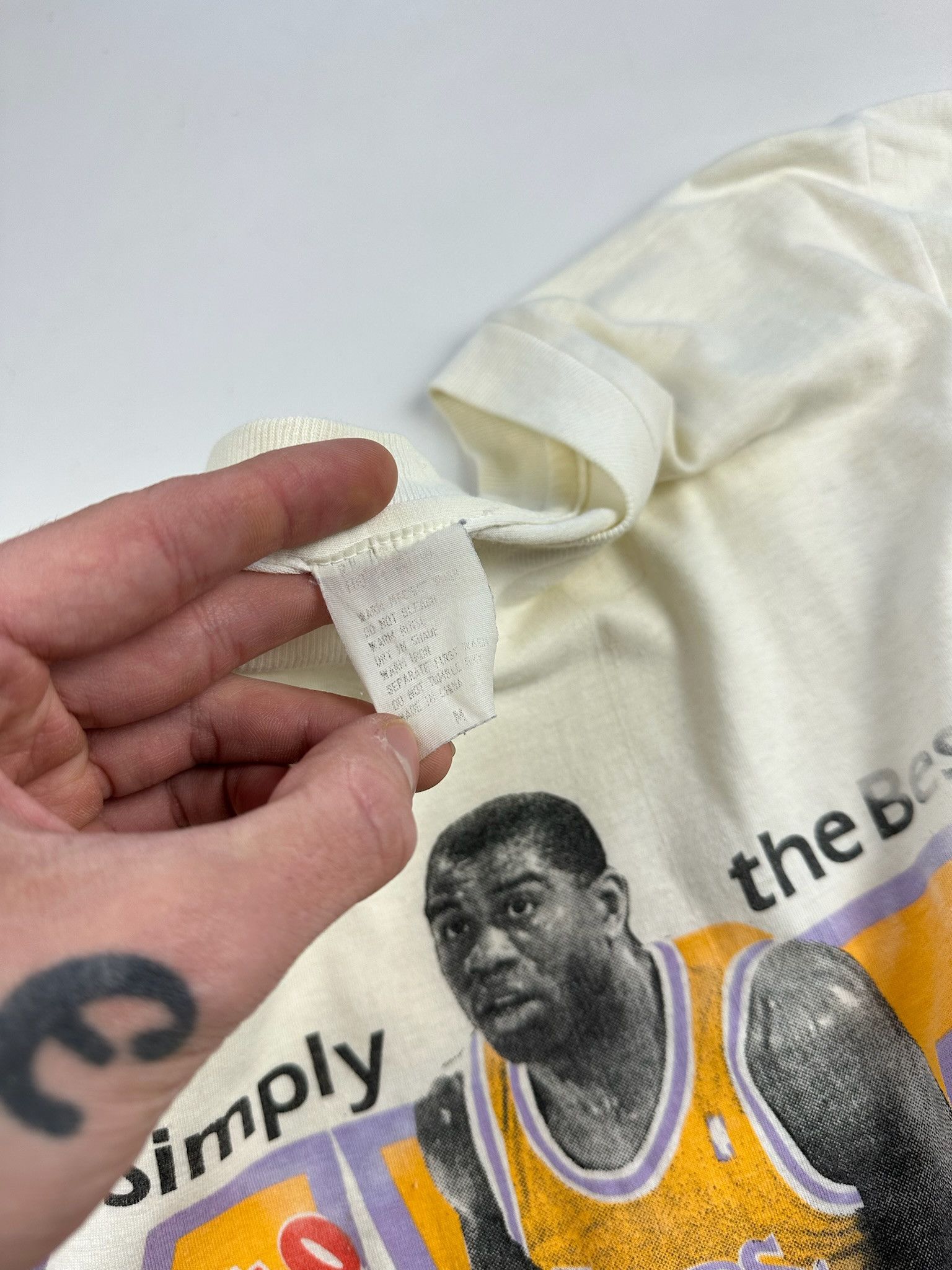 NBA Vintage Magic Johnson Lakers T-Shirt Size US M / EU 48-50 / 2 - 10 Thumbnail
