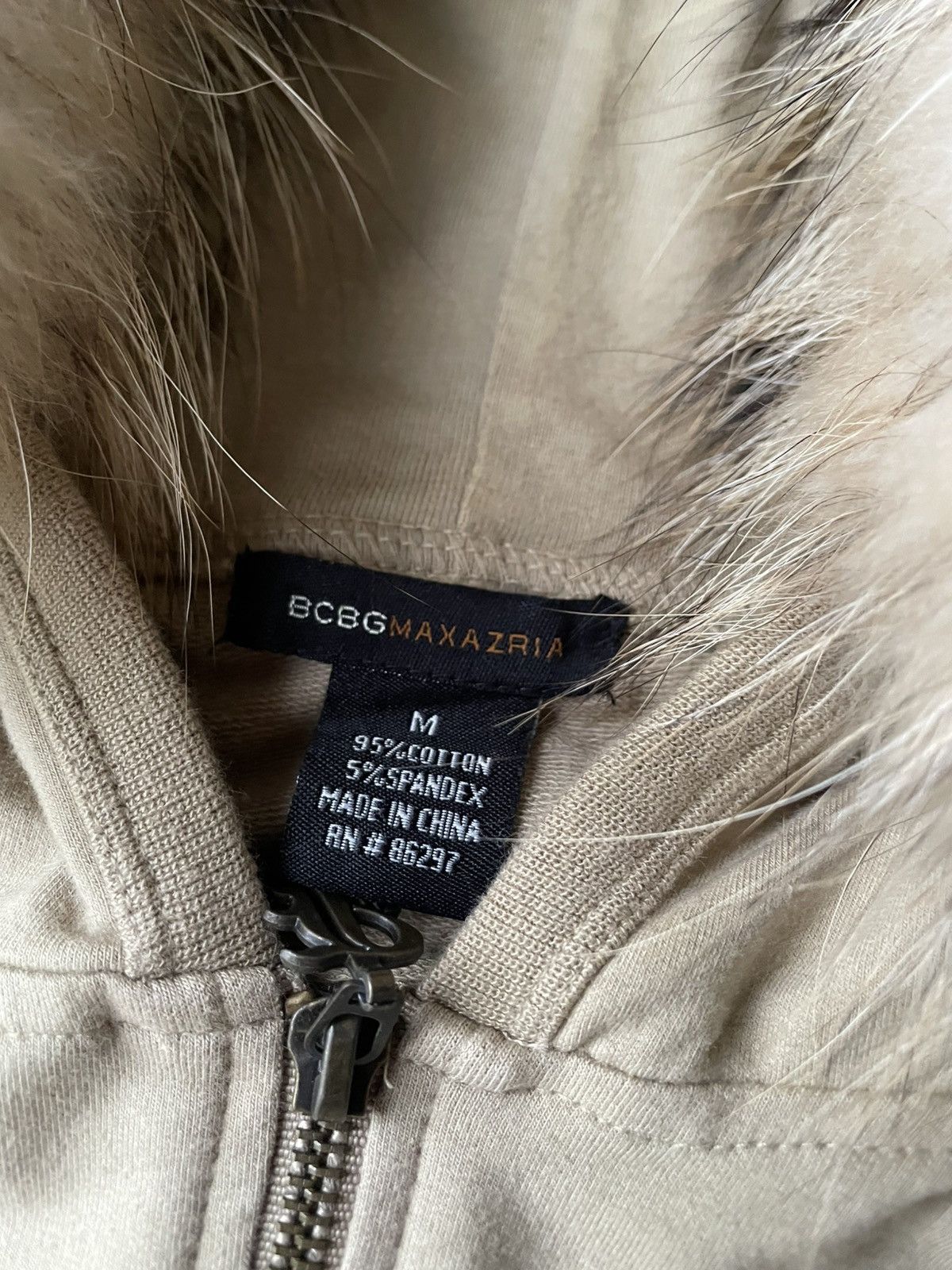 If Six Was Nine × Japanese Brand × Le Grande Bleu (L.G.B.) Japanese BCBG Cross Fur Hoodie Lgb Style Size US M / EU 48-50 / 2 - 7 Thumbnail