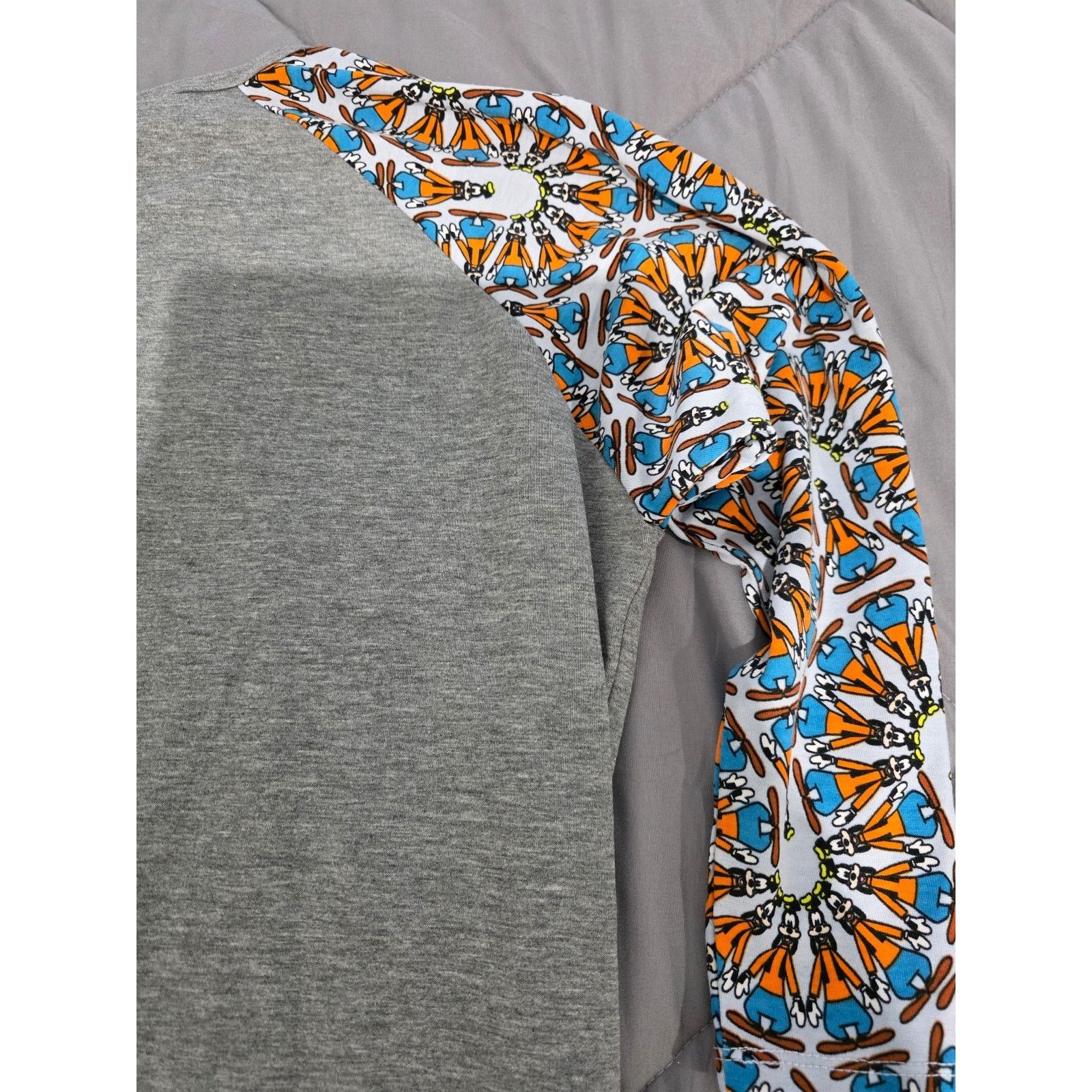 Other Lularoe Randy Medium Disney Goofy Shirt Brand New With Tags Size M / US 6-8 / IT 42-44 - 6 Thumbnail