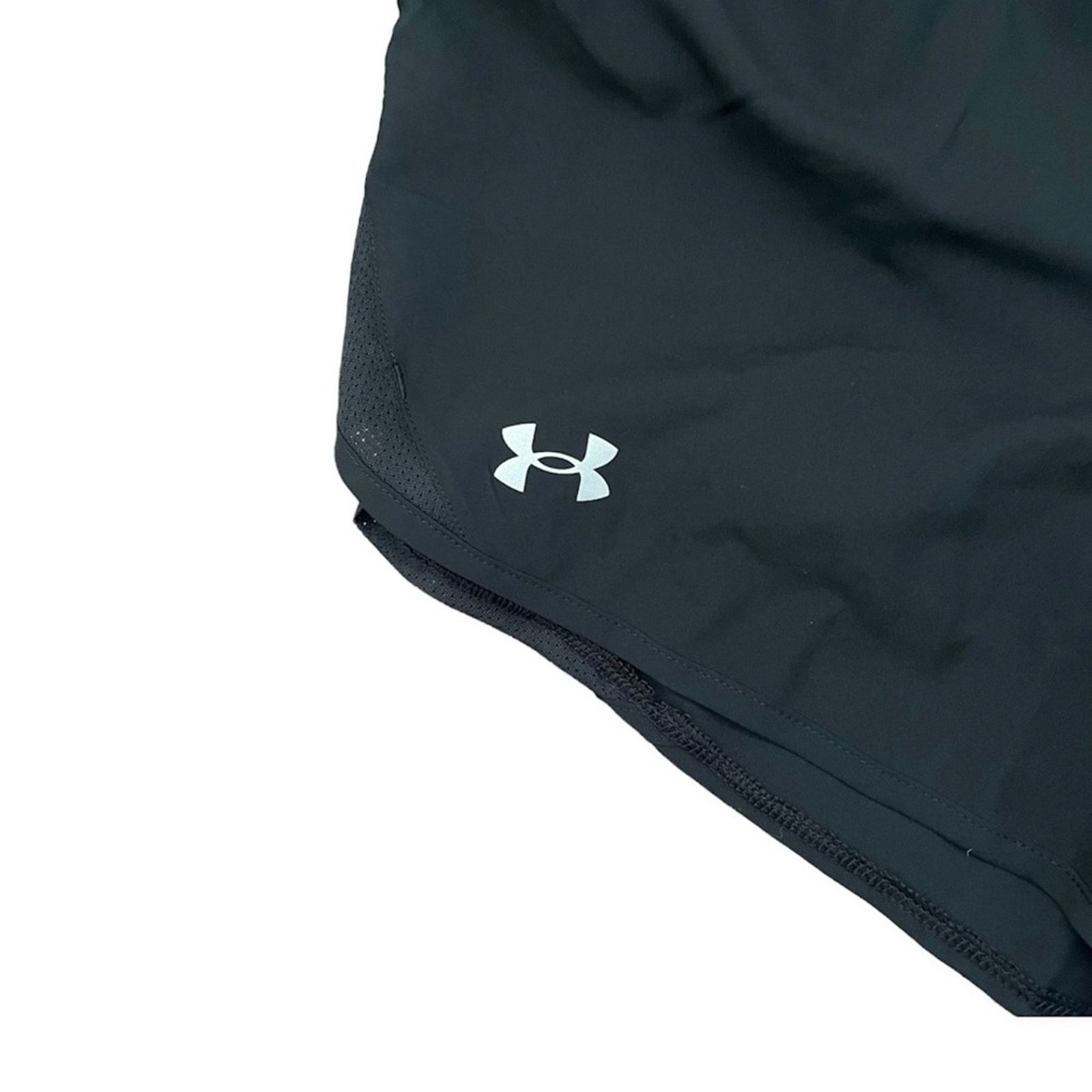 Under Armour NWT Under Armour Women’s Athletic Shorts, Size M Size 30" / US 8 / IT 44 - 3 Thumbnail