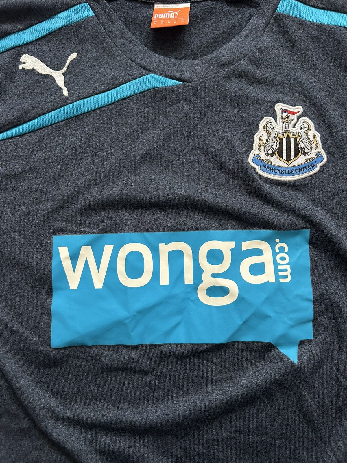 Puma × Vintage Vintage Puma Newcastle United 2013 2014 Away Soccer Jersey Size US M / EU 48-50 / 2 - 15 Thumbnail