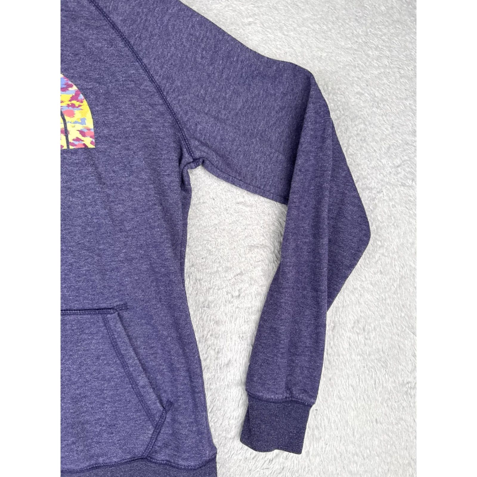 The North Face The North Face Hoodie Womens Small Purple Pullover Fleece Logo Sweatshirt Hike Size S / US 4 / IT 40 - 2 Thumbnail