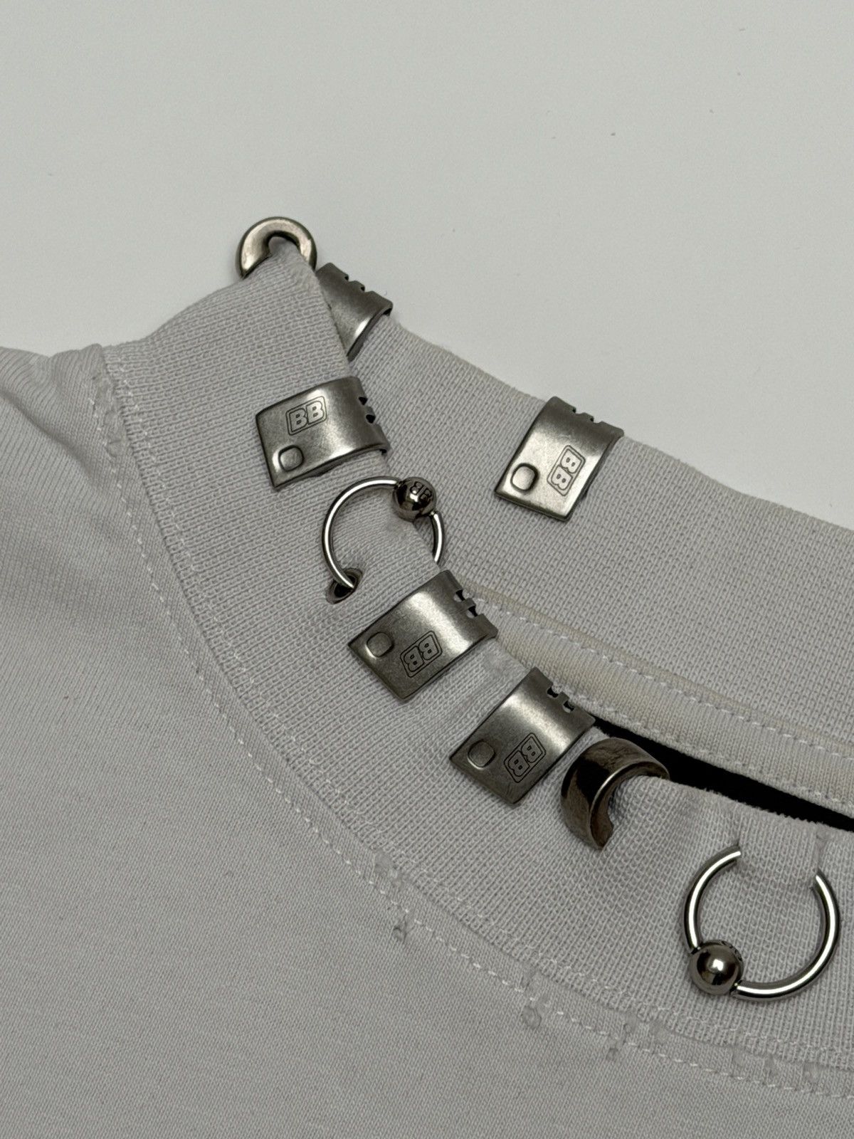 Balenciaga Balenciaga Piercings Collar Oversized Tee Shirt Off White Size US M / EU 48-50 / 2 - 9 Thumbnail