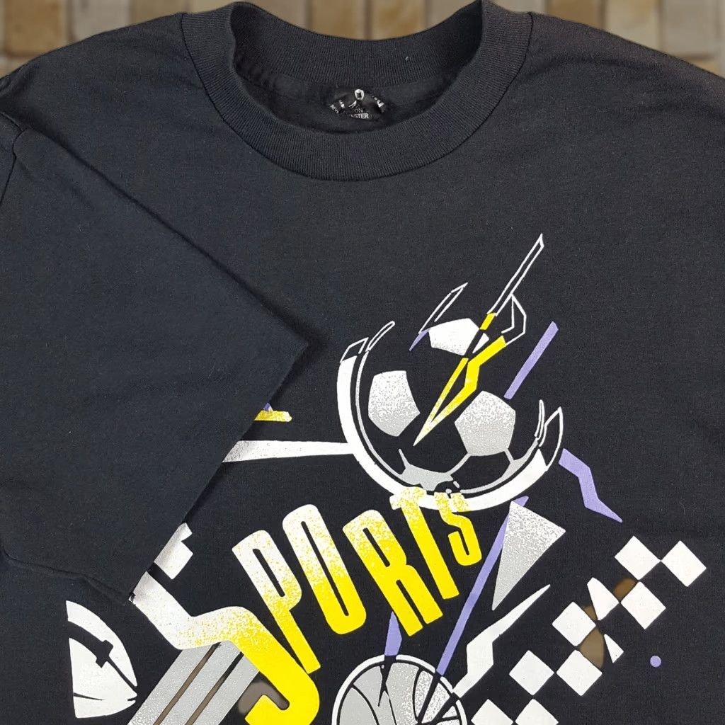 Spalding VINTAGE Spalding Basketball Tee 90s Black T-Shirt Mens Size M Soccer USA Size US M / EU 48-50 / 2 - 1 Thumbnail