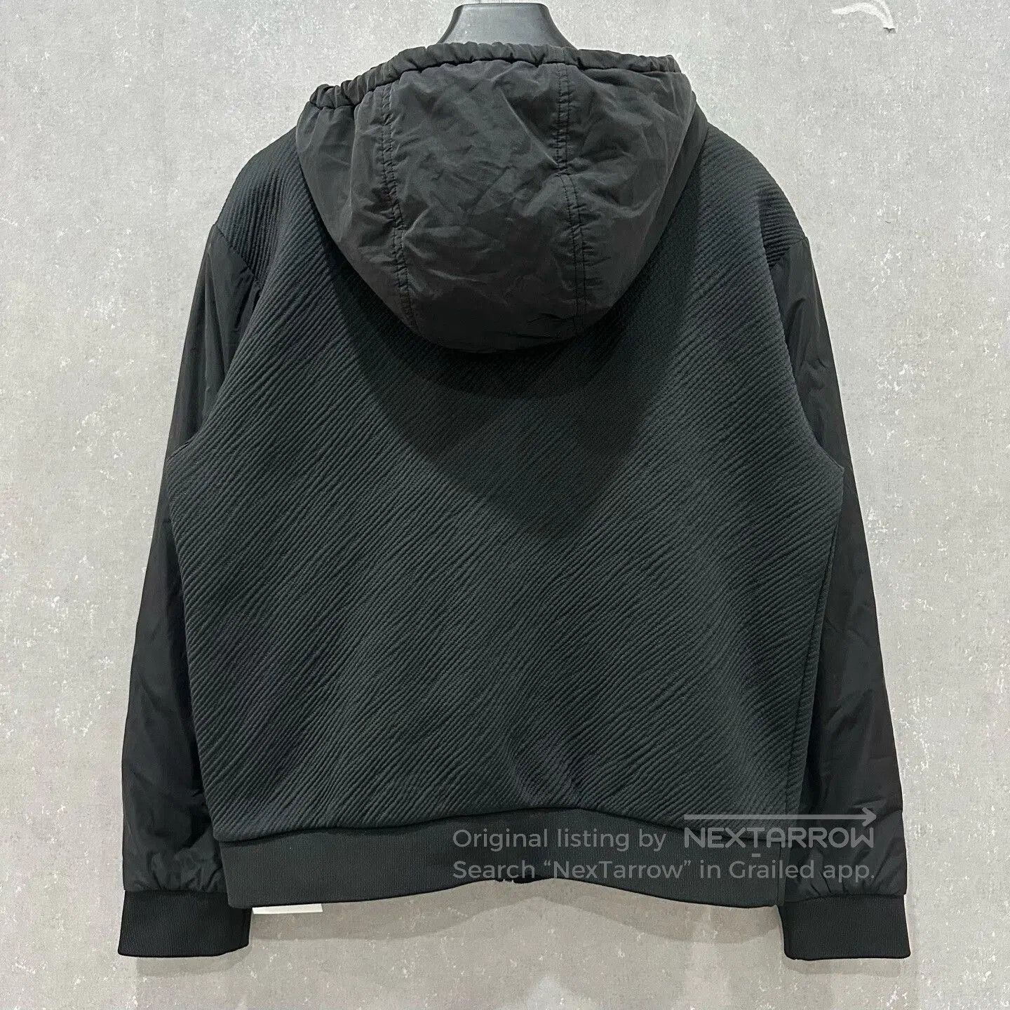 Louis Vuitton louis vuitton black logo zip hoodie jacket. Size US M / EU 48-50 / 2 - 3 Thumbnail