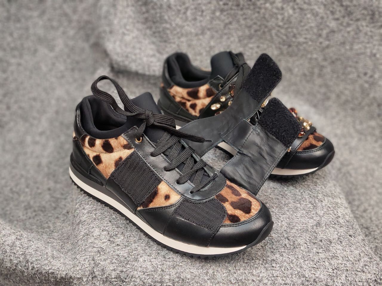 Dolce & Gabbana Dolce & Gabbana Leopard pattern stones velutto Sneakers Size US 9.5 / IT 39.5 - 20 Thumbnail