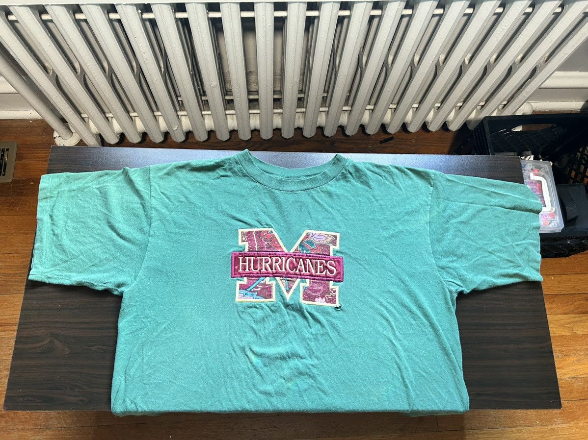 Other Vintage Miami Hurricanes Tee Size US XL / EU 56 / 4 - 1 Thumbnail