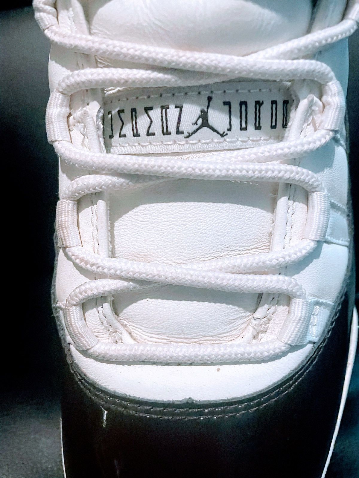 Jordan Brand Size 9 - Jordan 11 Retro Mid Neapolitan W Size US 9 / IT 39 - 4 Thumbnail