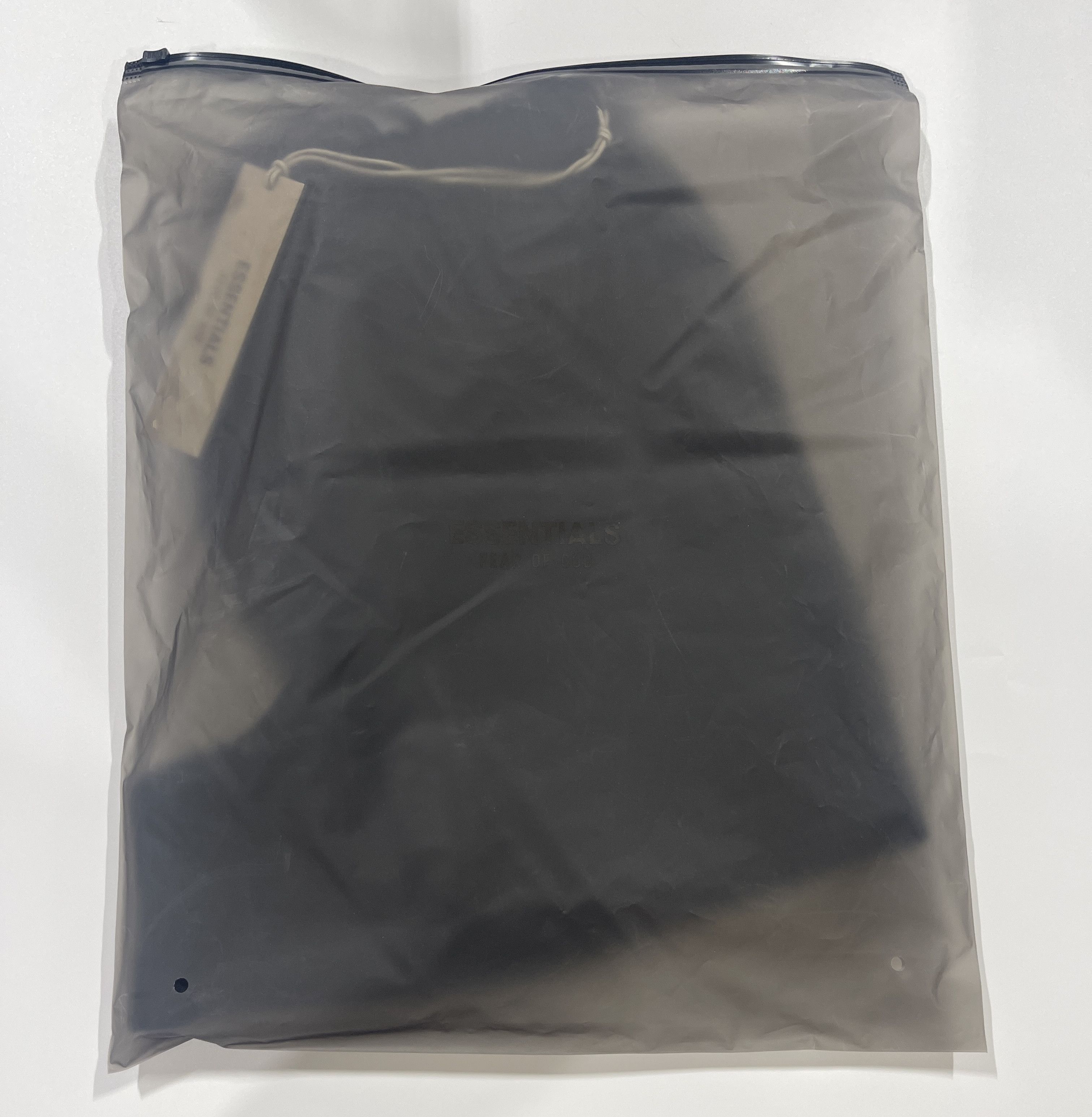 Essentials Fear of God Essentials Running Short Jet Black (S) Size US 32 / EU 48 - 6 Thumbnail