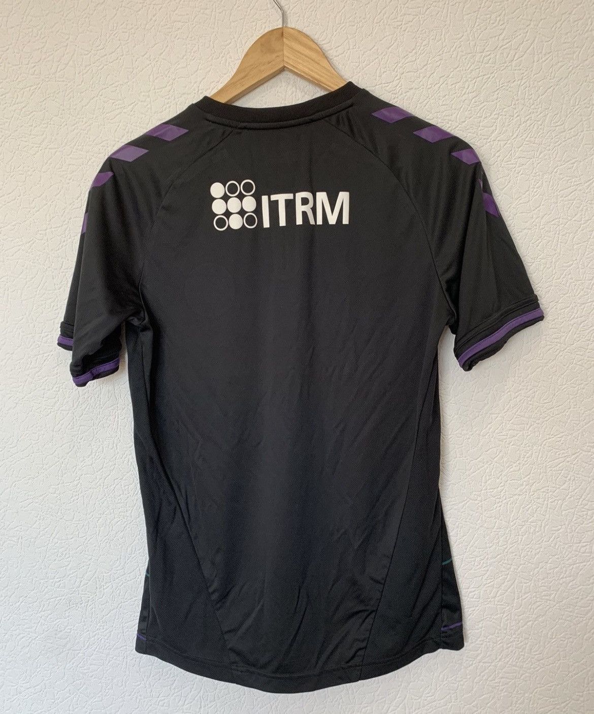 Hummel CHARLTON ATHLETIC HUMMEL 2019/2020 AWAY KIT SOCCER JERSEY Size US S / EU 44-46 / 1 - 3 Thumbnail