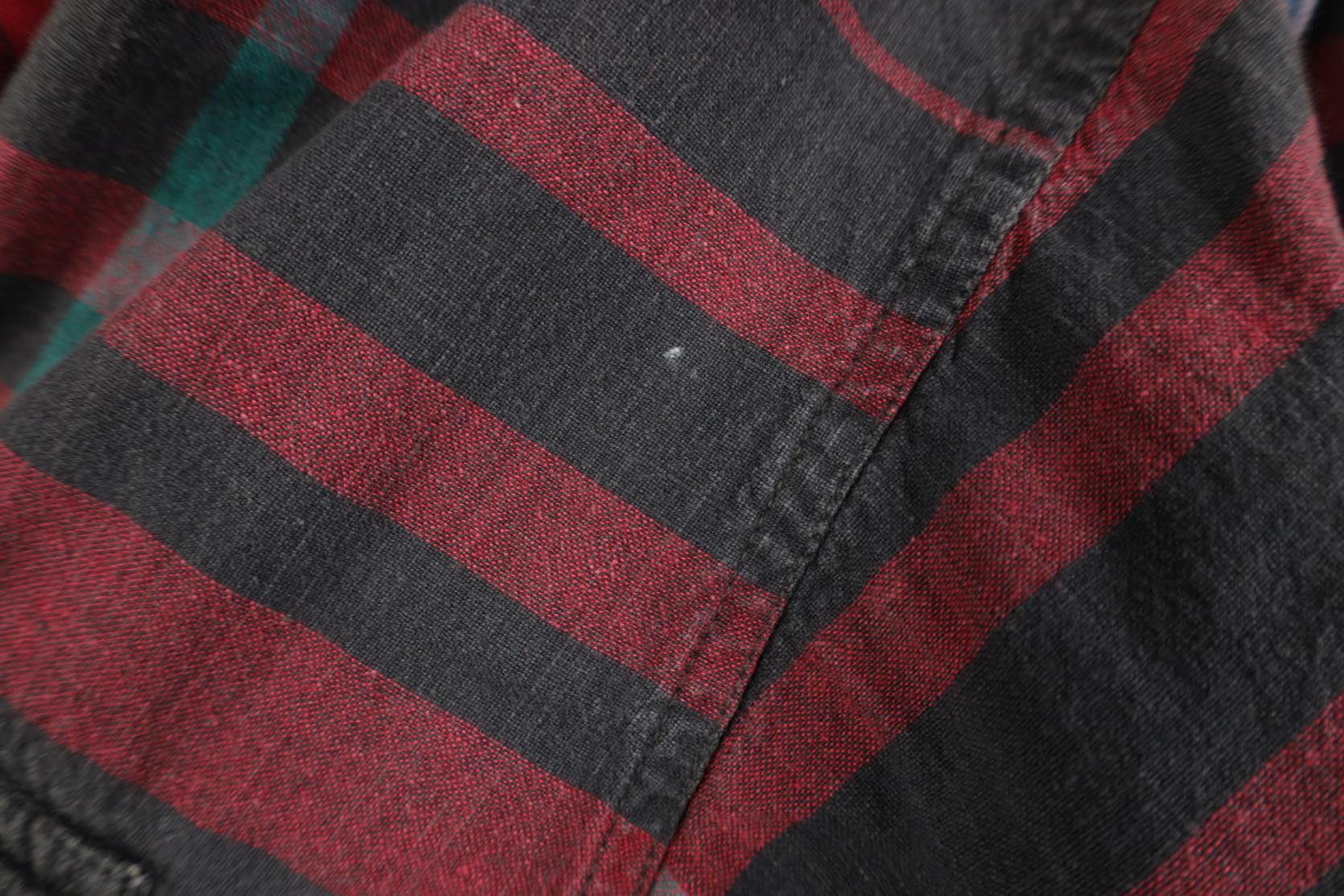Vintage Vintage 90s Streetwear Short Sleeve Collared Button Shirt Size US M / EU 48-50 / 2 - 4 Thumbnail