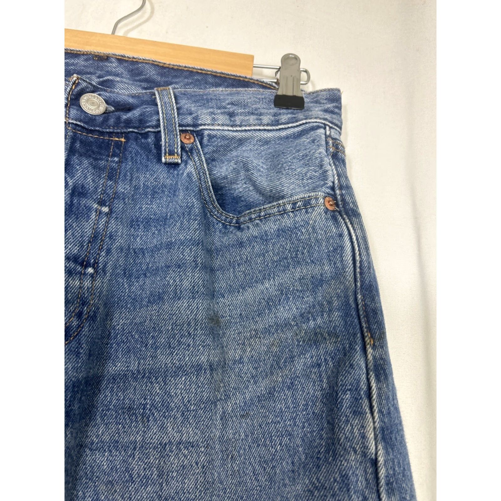 Levi's Levi’s 501 XX Jeans Medium Wash Blue 29x30 Mens Regular Classic Straight Button Fly Stains Size US 29 - 5 Thumbnail