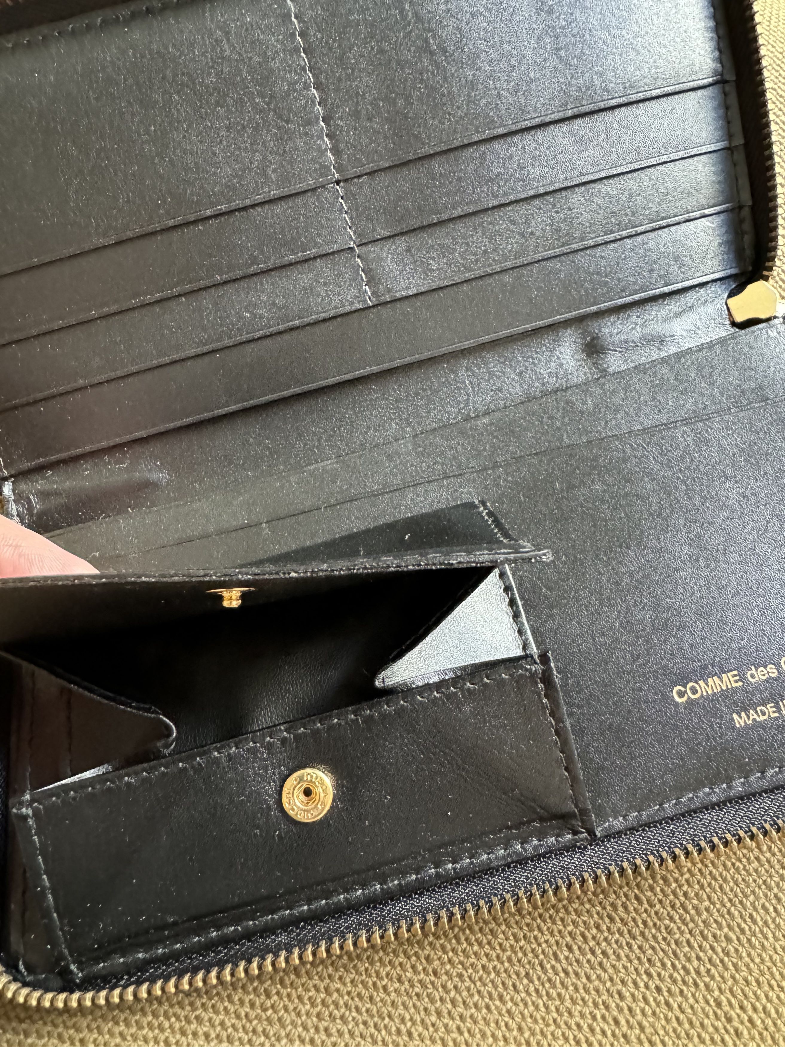 Comme des Garcons Comme Des Garcons Wallet Zip-Aournd-BLACK-NEW!!! Size ONE SIZE - 2 Thumbnail