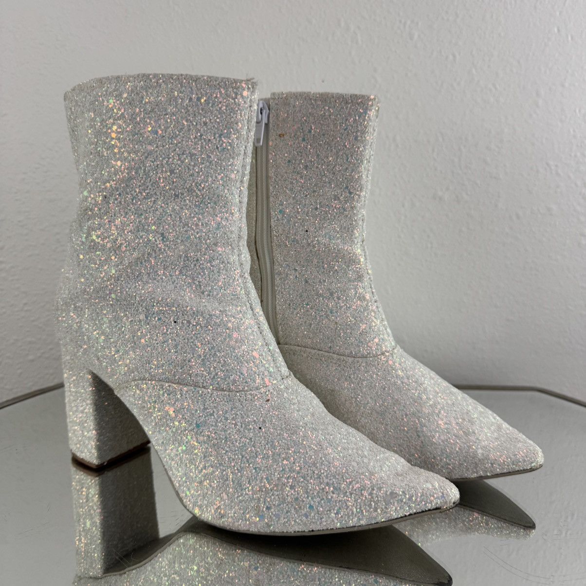 Other OLD CUTLER White Blue Unicorn Glitter Concert Ankle Boot Size US 9 / IT 39 - 2 Thumbnail