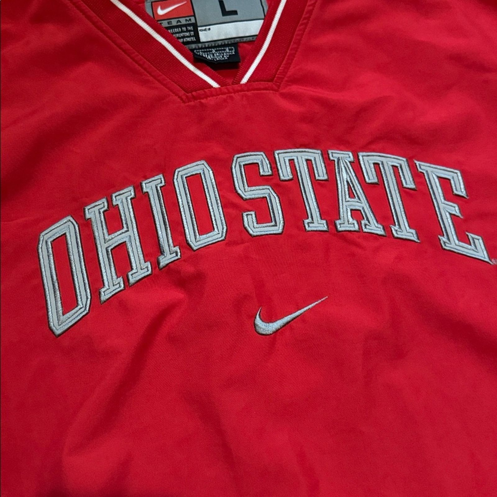 Nike 90s Nike Team Ohio State Center Swoosh Windbreaker Sweatshir Size US L / EU 52-54 / 3 - 3 Thumbnail