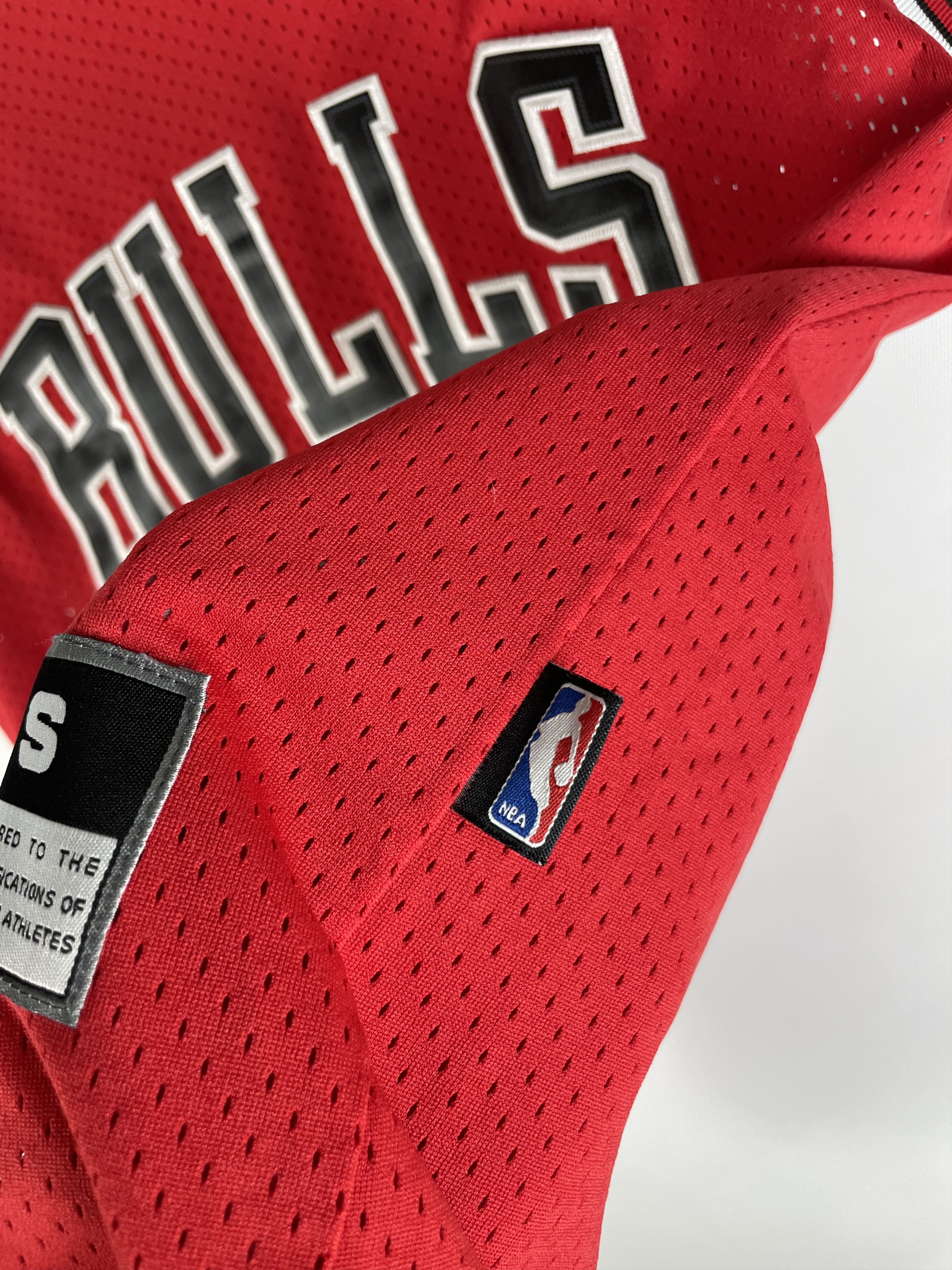 NBA Nike Chicago Bulls Jersey Nike 23 Michael Jordan Size US S / EU 44-46 / 1 - 8 Thumbnail