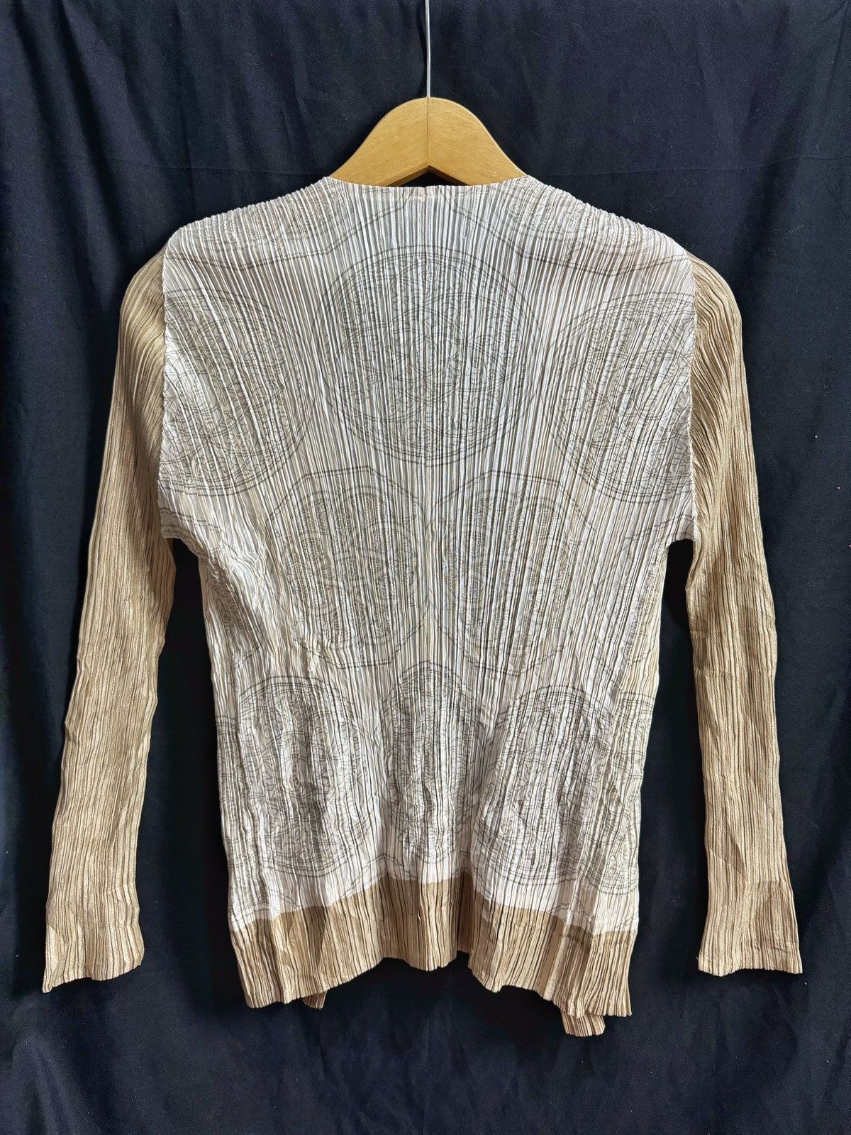 Homme Plisse Issey Miyake × Issey Miyake × Pleats Please Issey Miyake Pleats Please Full Art Cardigan Long Sleeve Size M / US 6-8 / IT 42-44 - 4 Thumbnail