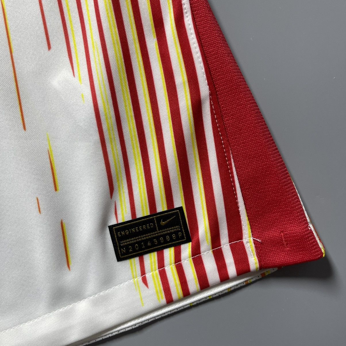 Nike RB LEIPZIG NIKE 2020/2021 FOOTBALL HOME JERSEY #10 FORSBERG Size US L / EU 52-54 / 3 - 6 Thumbnail
