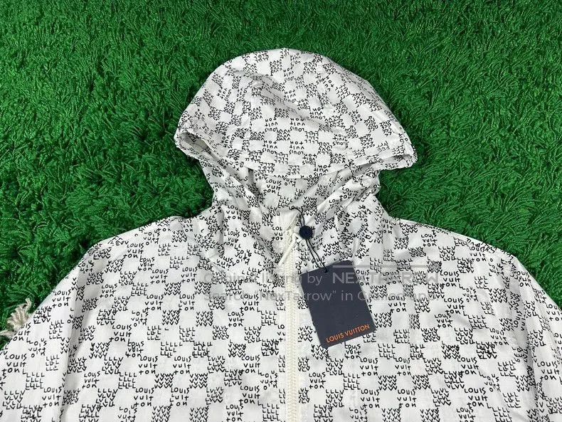 Louis Vuitton Louis Vuitton Monogram Zip Jacket. Size US L / EU 52-54 / 3 - 3 Thumbnail