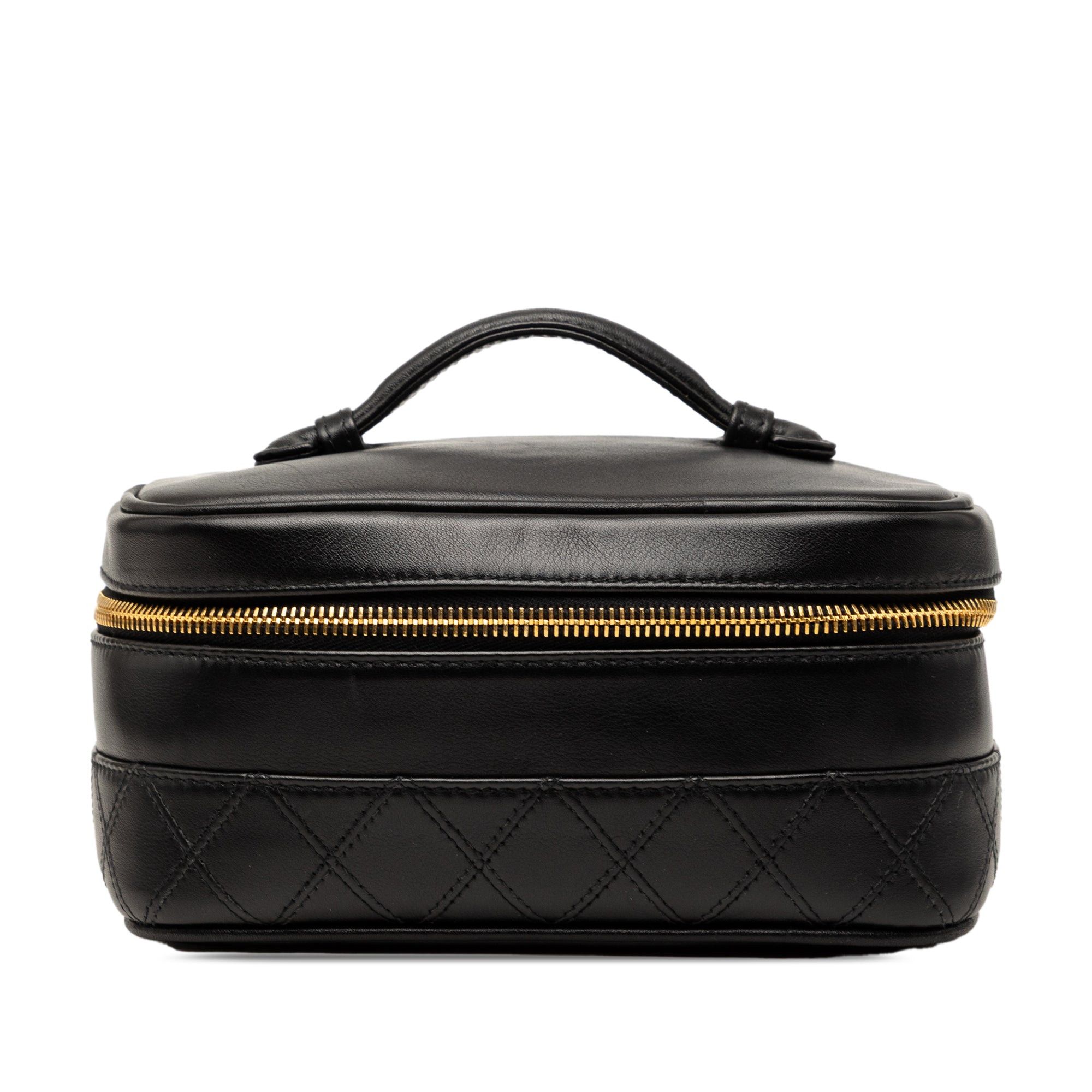 Chanel CC Quilted Lambskin Vanity Bag Size ONE SIZE - 1 Thumbnail