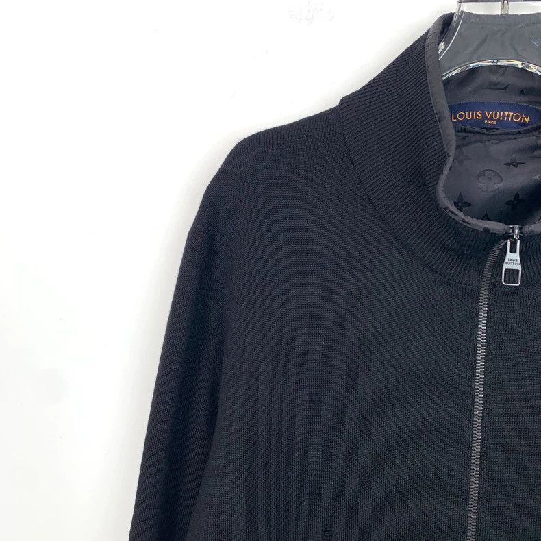 Louis Vuitton Louis Vuitton size 4l Removable knit zip-up jacket with bla Size US M / EU 48-50 / 2 - 3 Thumbnail