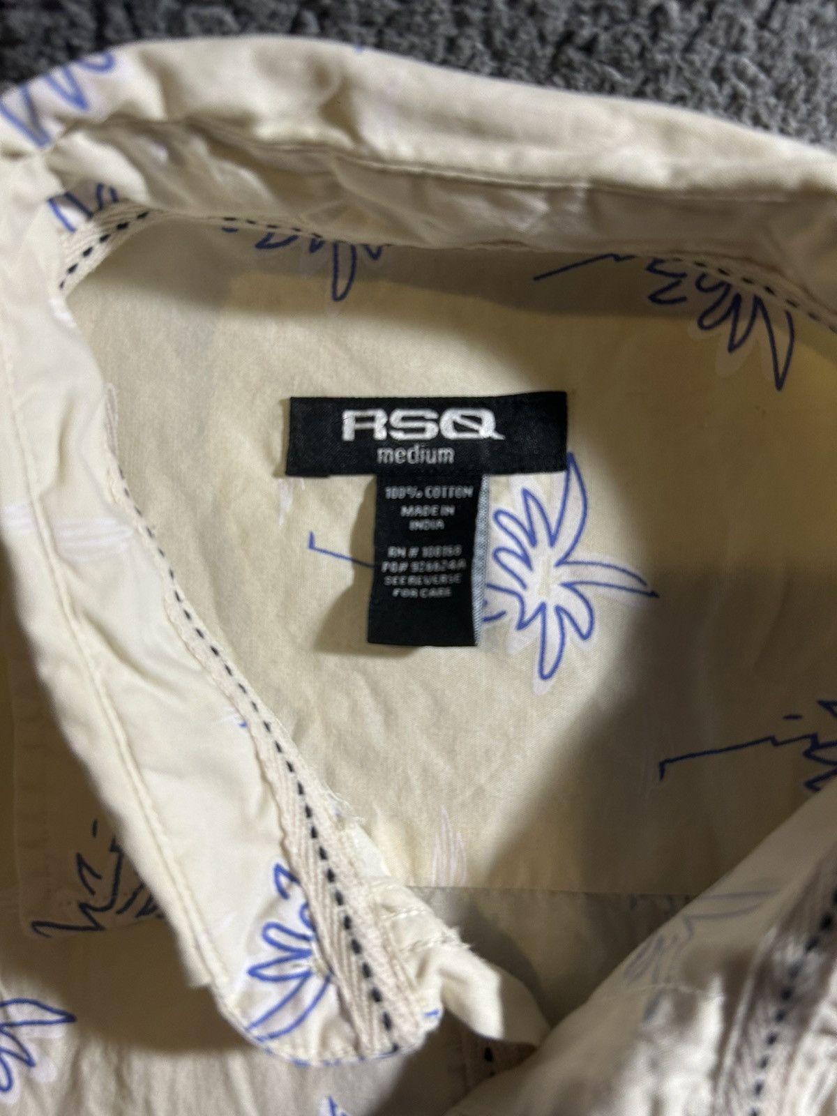 Tillys Tilly’s Hawaiian button up Size US M / EU 48-50 / 2 - 3 Thumbnail