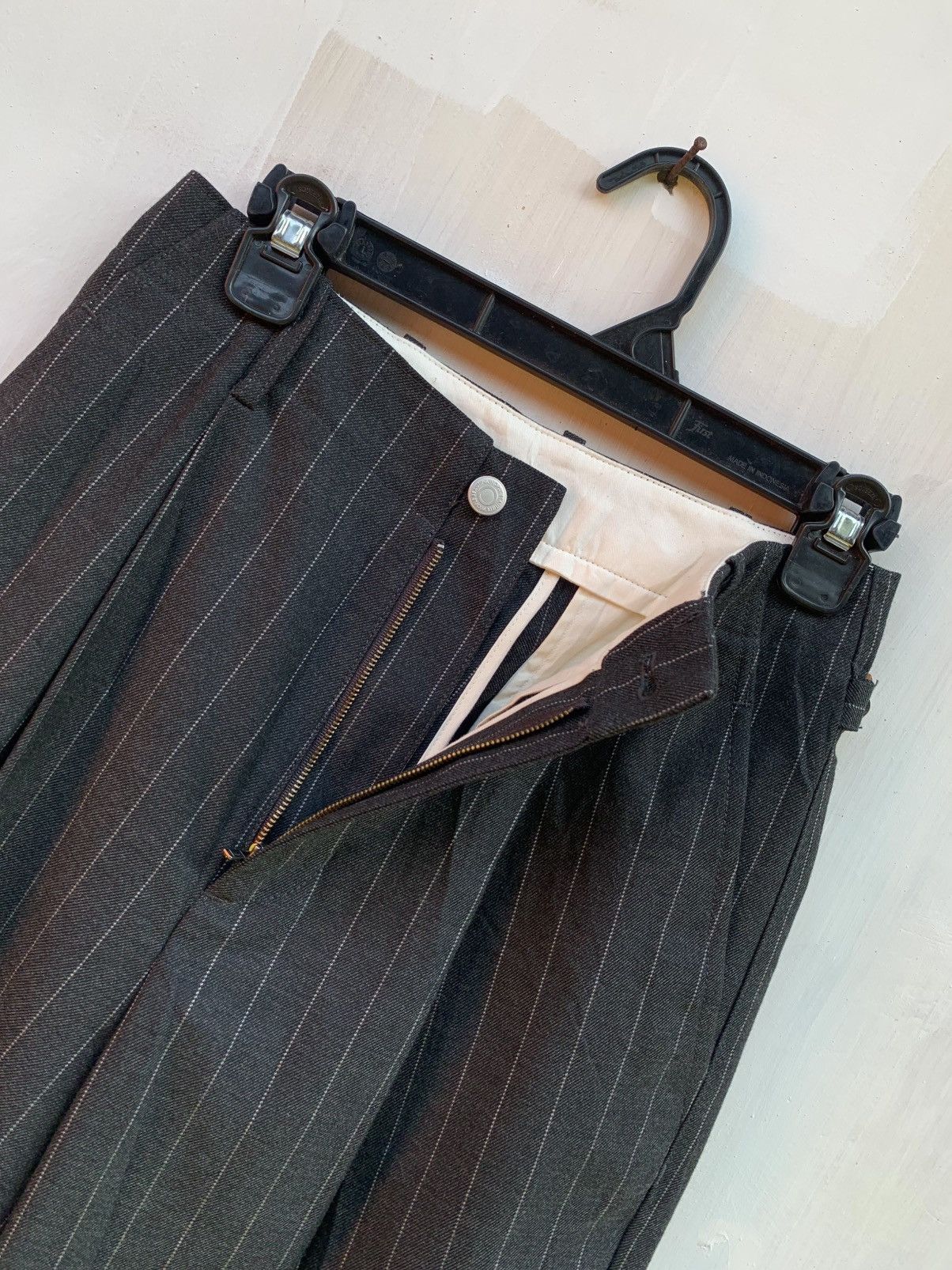 Japanese Brand Japanese brand GU X Beautiful People pleated tuck wide pants Size US 28 / EU 44 - 3 Thumbnail