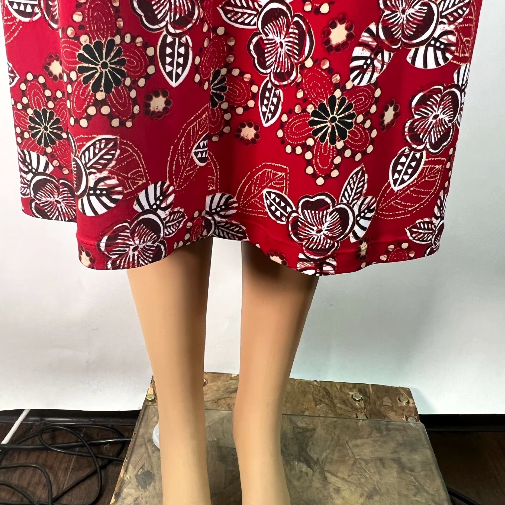 Vintage VINTAGE Vtg Notations Womens Floral Long Sleeves V Neck Twist Front Red Midi Dress Sz XL Size XL / US 12-14 / IT 48-50 - 7 Thumbnail