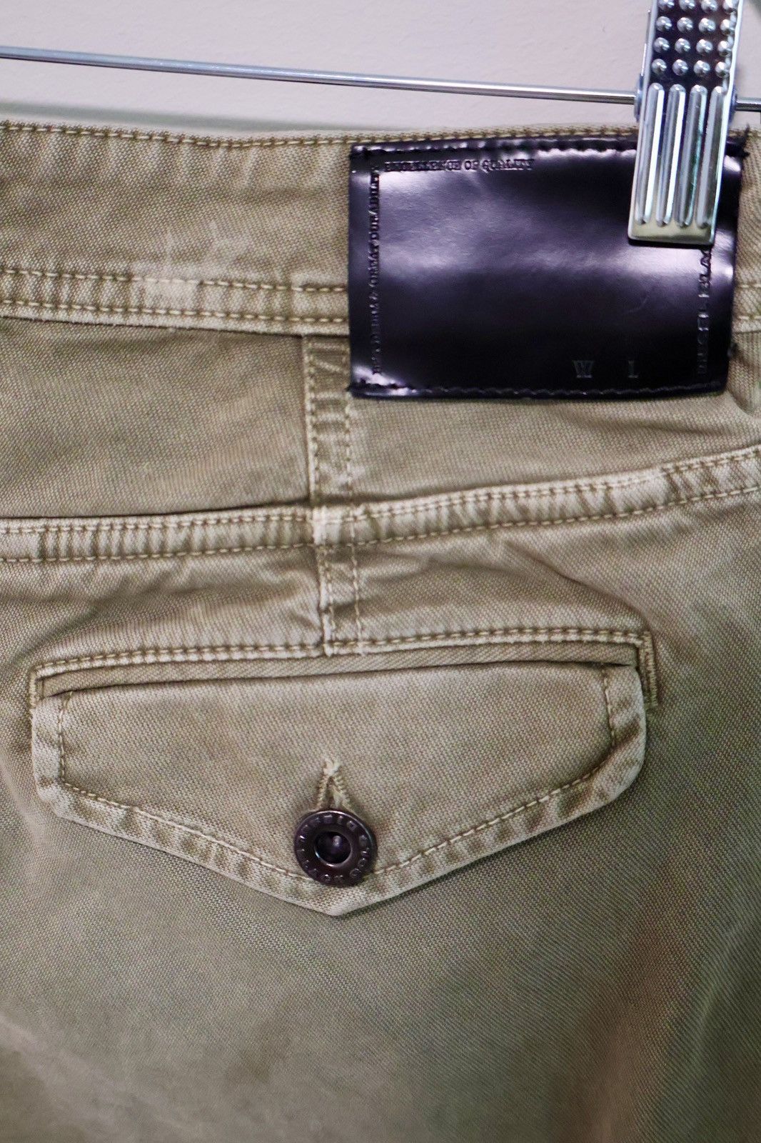 Diesel Black Gold Diesel Black Gold Cargo Pants / Army Green / Size 30 Size US 30 / EU 46 - 4 Thumbnail