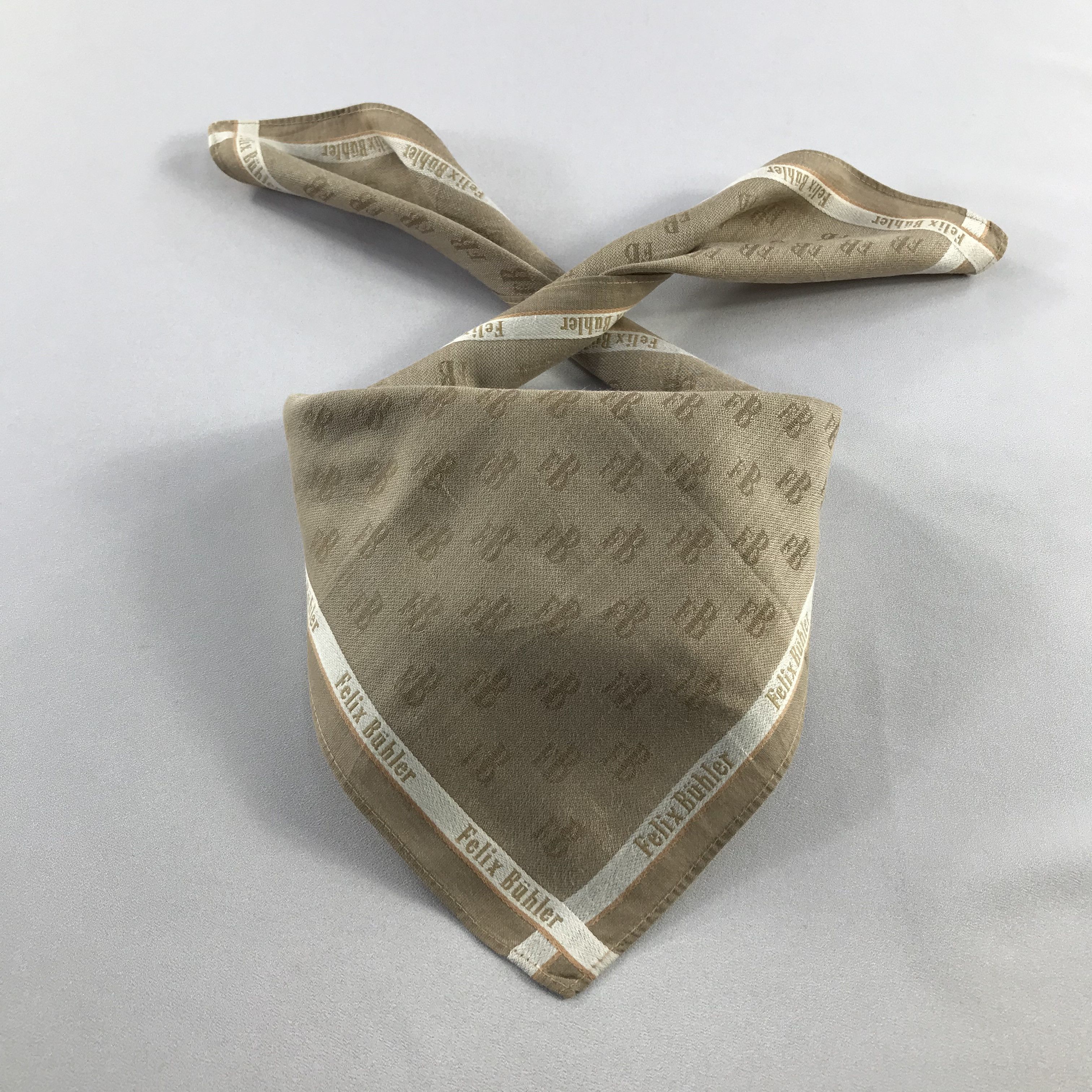 Vintage Felix Buhler Handkerchief / Bandana / Neckerchief C696 Size ONE SIZE - 1 Thumbnail