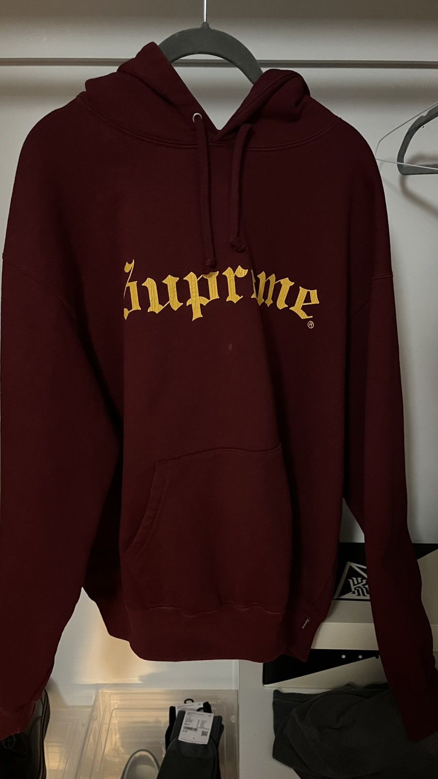 Supreme Old English Hoodie | Grailed
