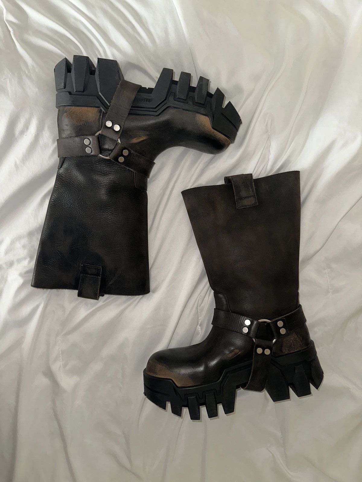 靴 balenciaga 24aw bulldozer harness 40 Bulldozer Harness leather biker boots in black - Balenciaga