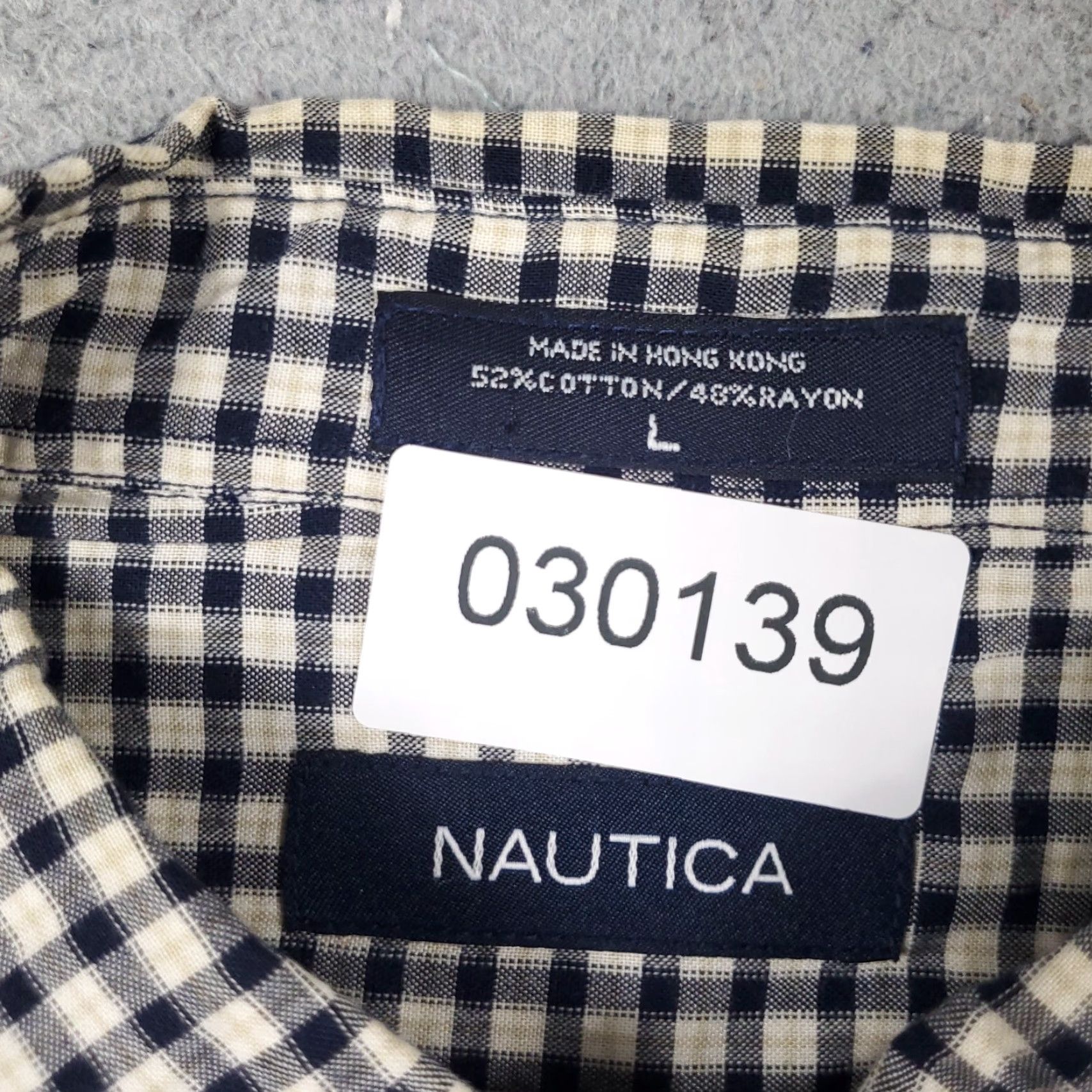 Nautica VINTAGE Nautica Shirt Mens Size L Beige Blue Check Casual Button Up Long Sleeve Size US L / EU 52-54 / 3 - 7 Thumbnail