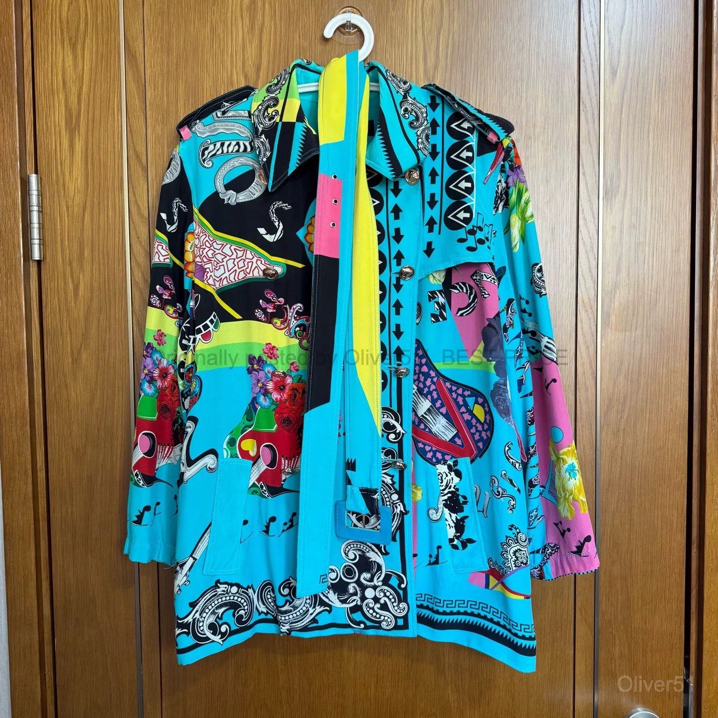 Versace Versace Silk Button-Up Shirt Size 44 BFAJNOP519 Size L / US 10 / IT 46 - 1 Thumbnail
